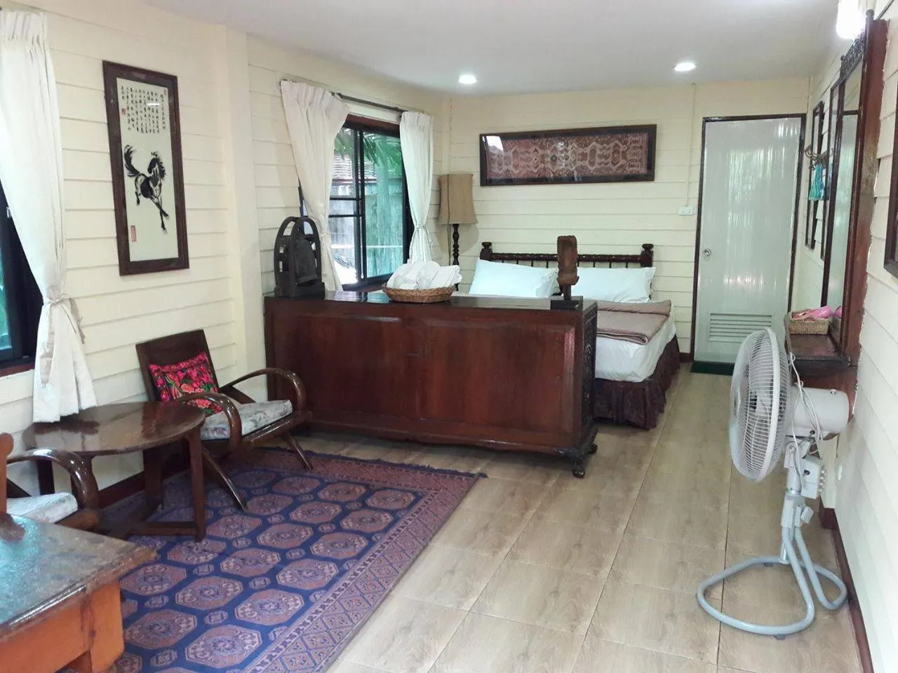 Bedroom, Bed in Gap's house