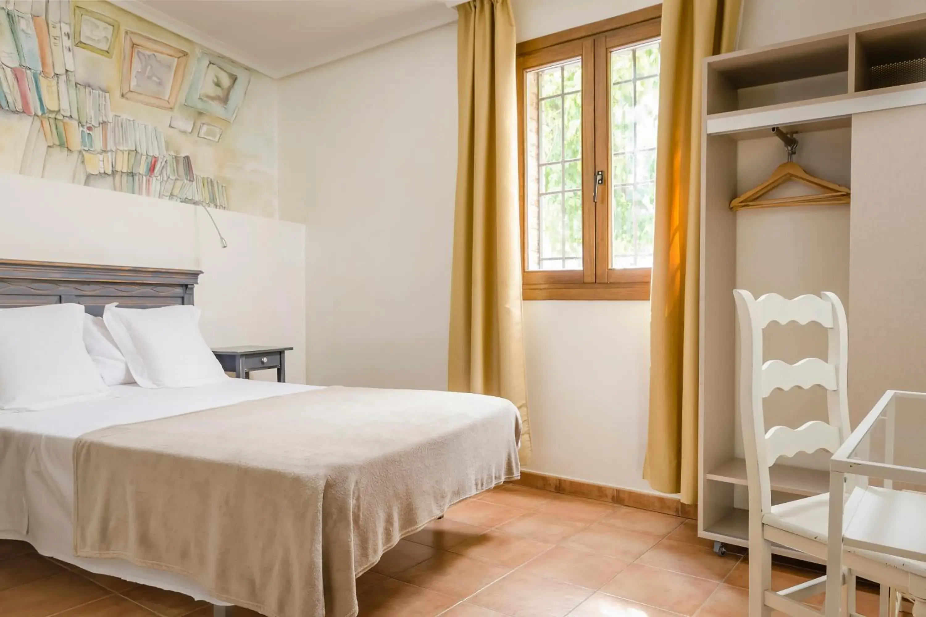 Double or Twin Room in YIT Puerta Bisagra Double or Twin Room in YIT Puerta Bisagra