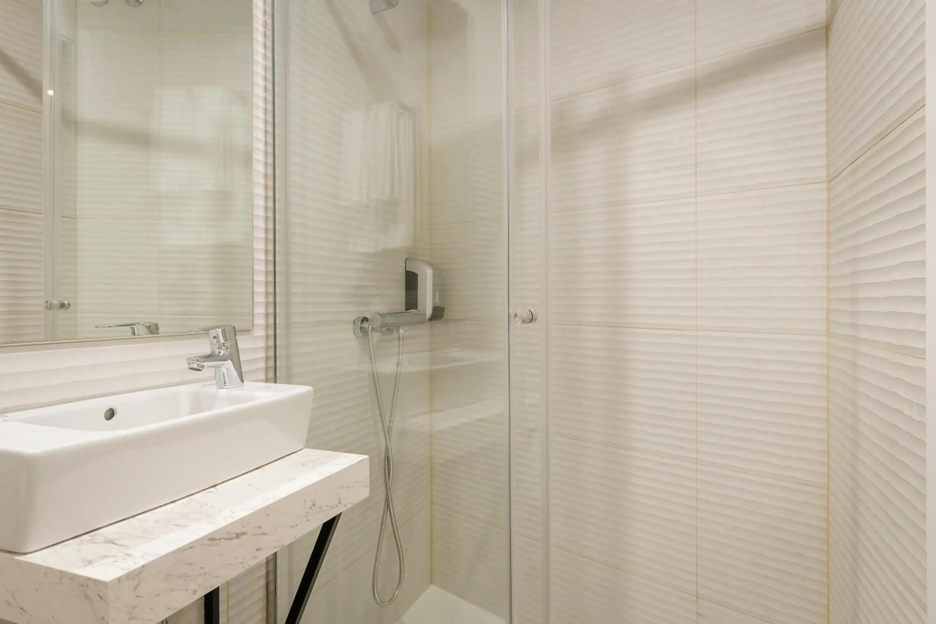 Double or Twin Room in YIT Puerta Bisagra Double or Twin Room in YIT Puerta Bisagra