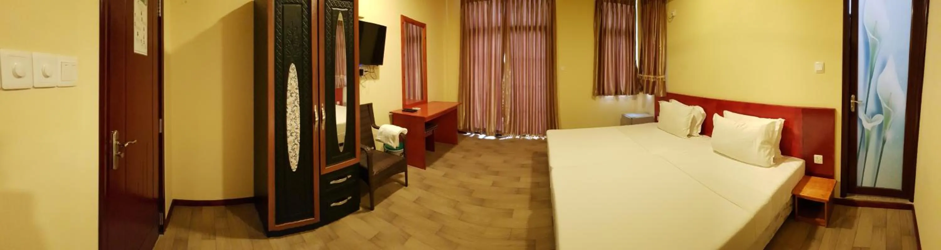 View (from property/room), Bed in Annama Lodge and Dive