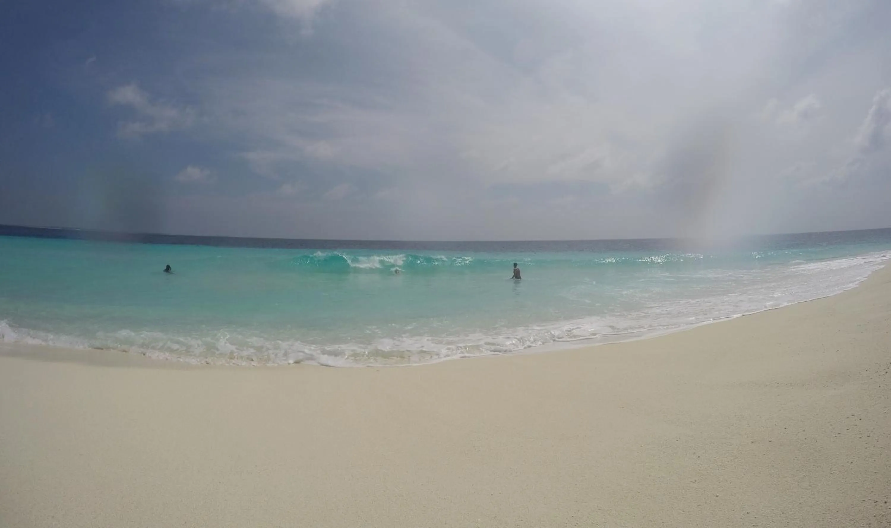 Beach in Annama Lodge and Dive