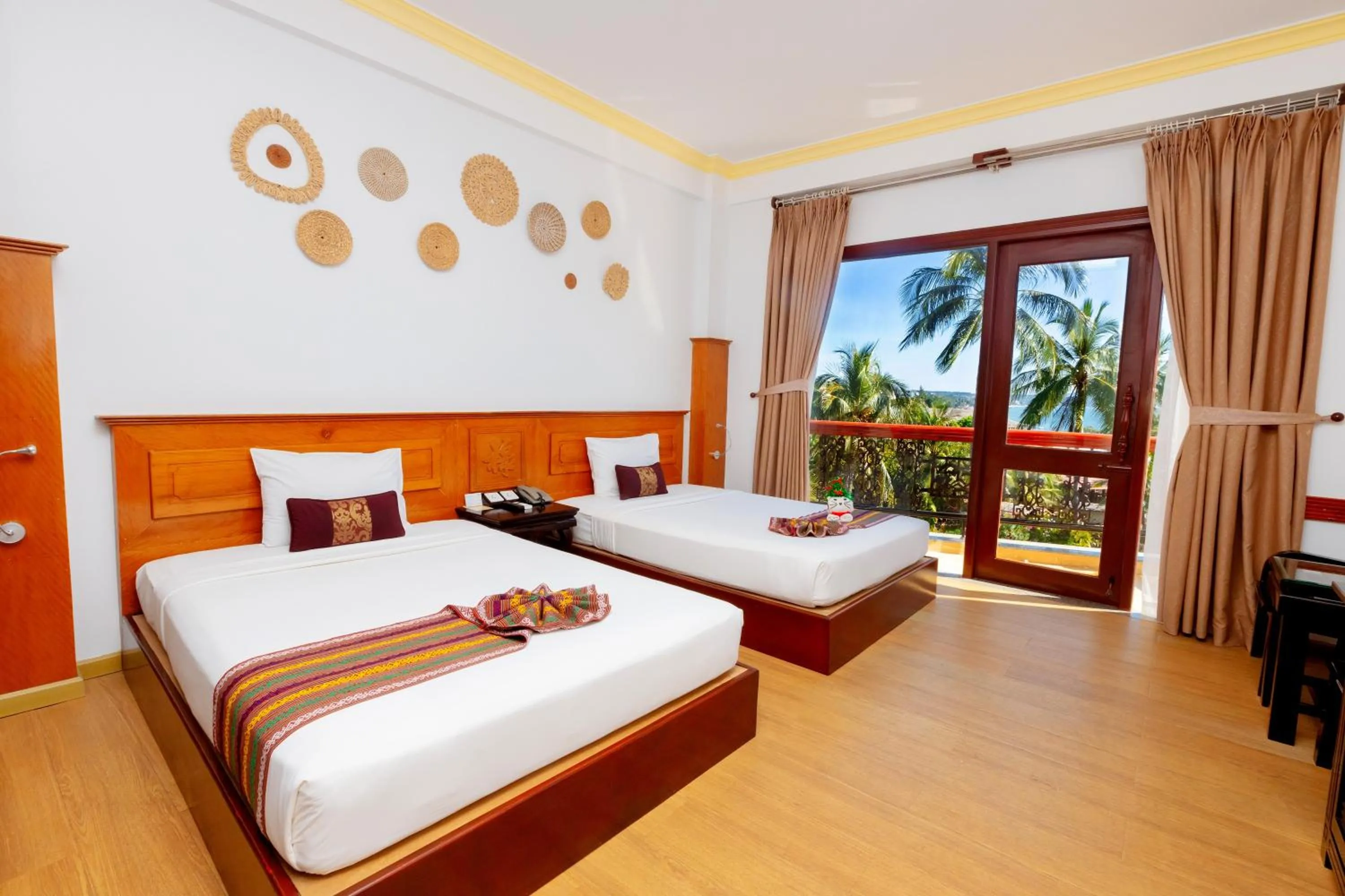 Bedroom, Bed in Ca Ty Mui ne Beach Resort & Spa