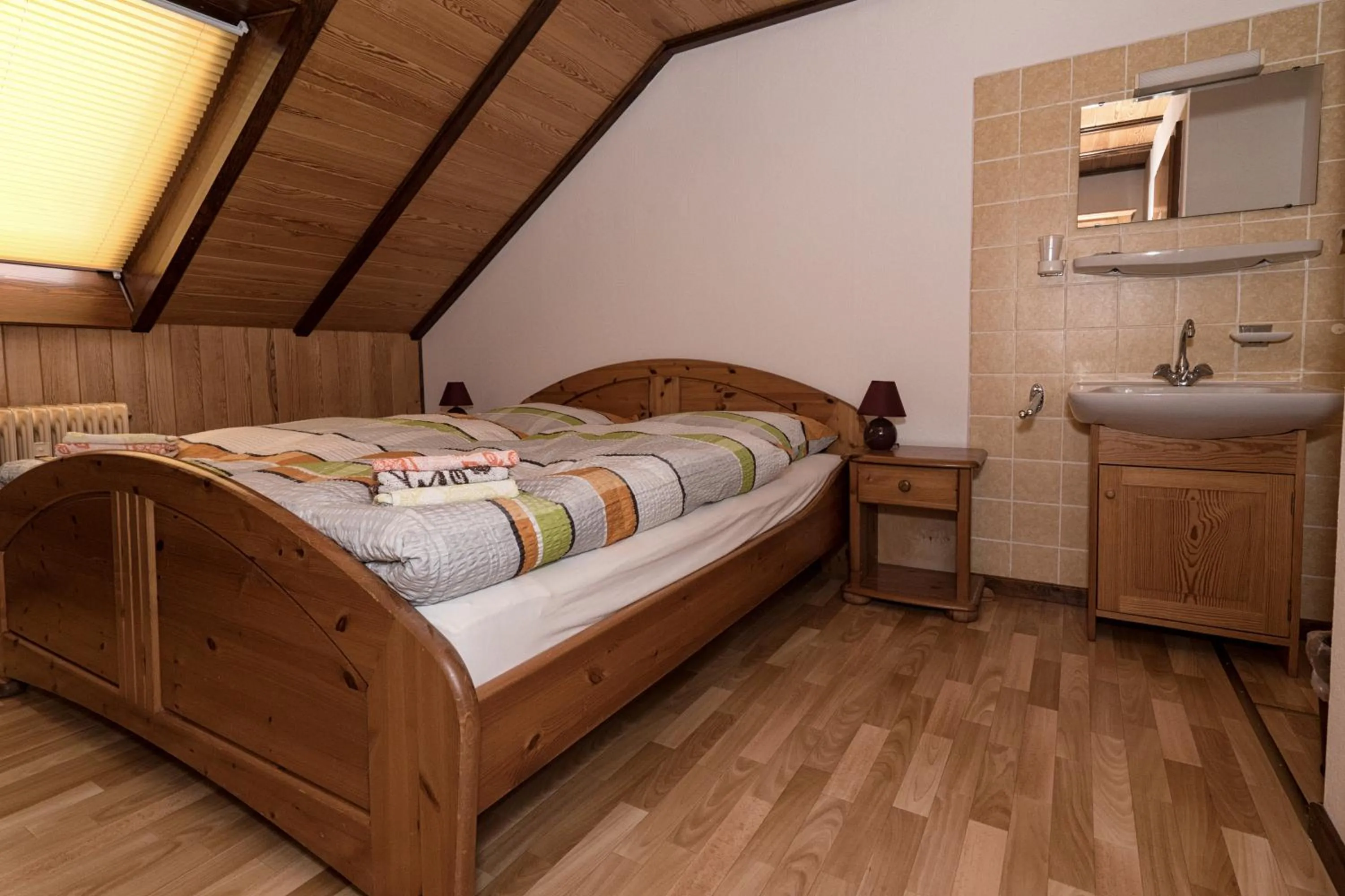 Bed in Hotel-Restaurant Johanniskreuz