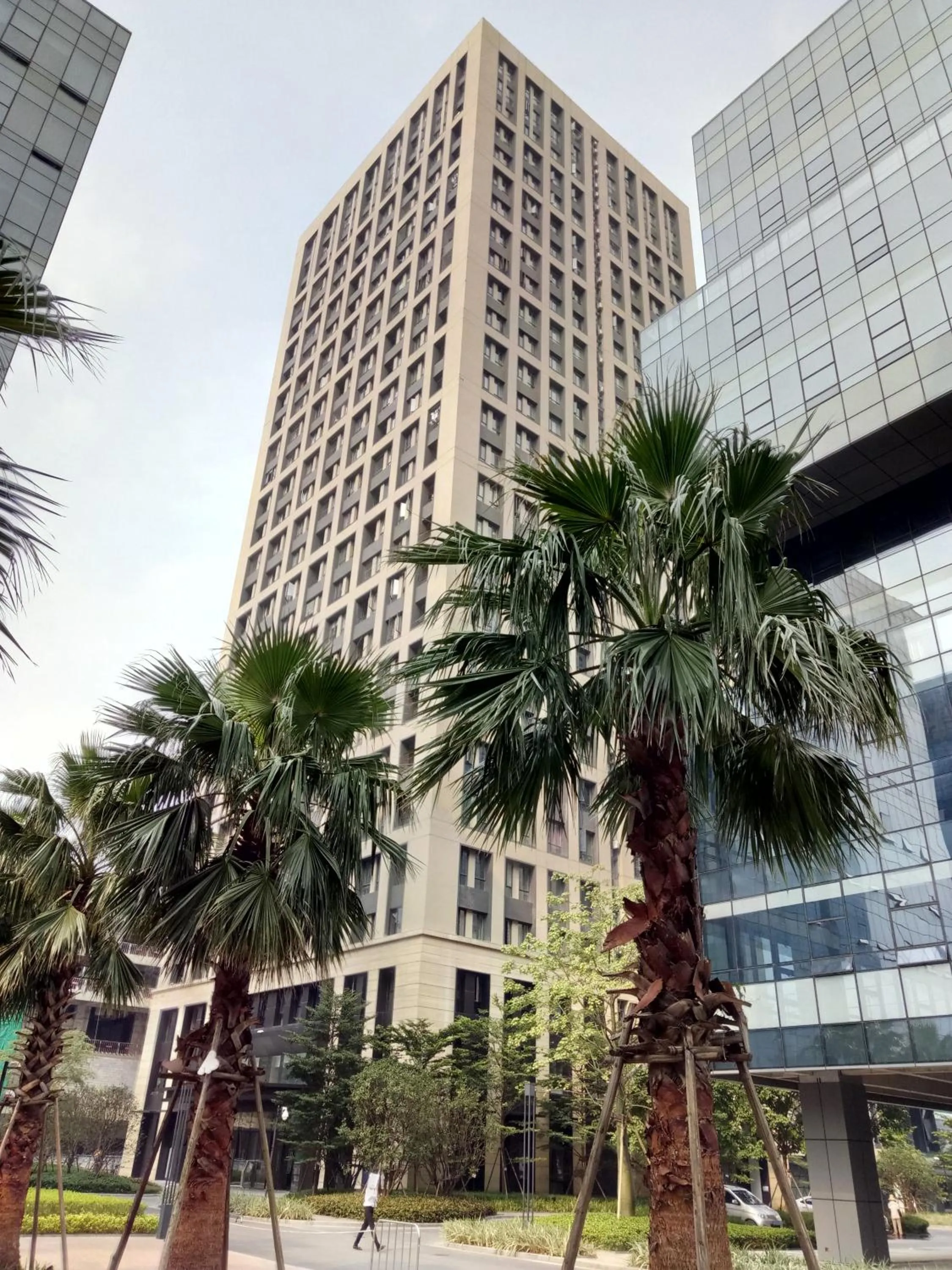 Property building in Guangzhou Laiste ApartHotel Science City Greenland Central Plaza Branch - Free Shuttle Bus to Canton Fair Complex During Canton Fair Period