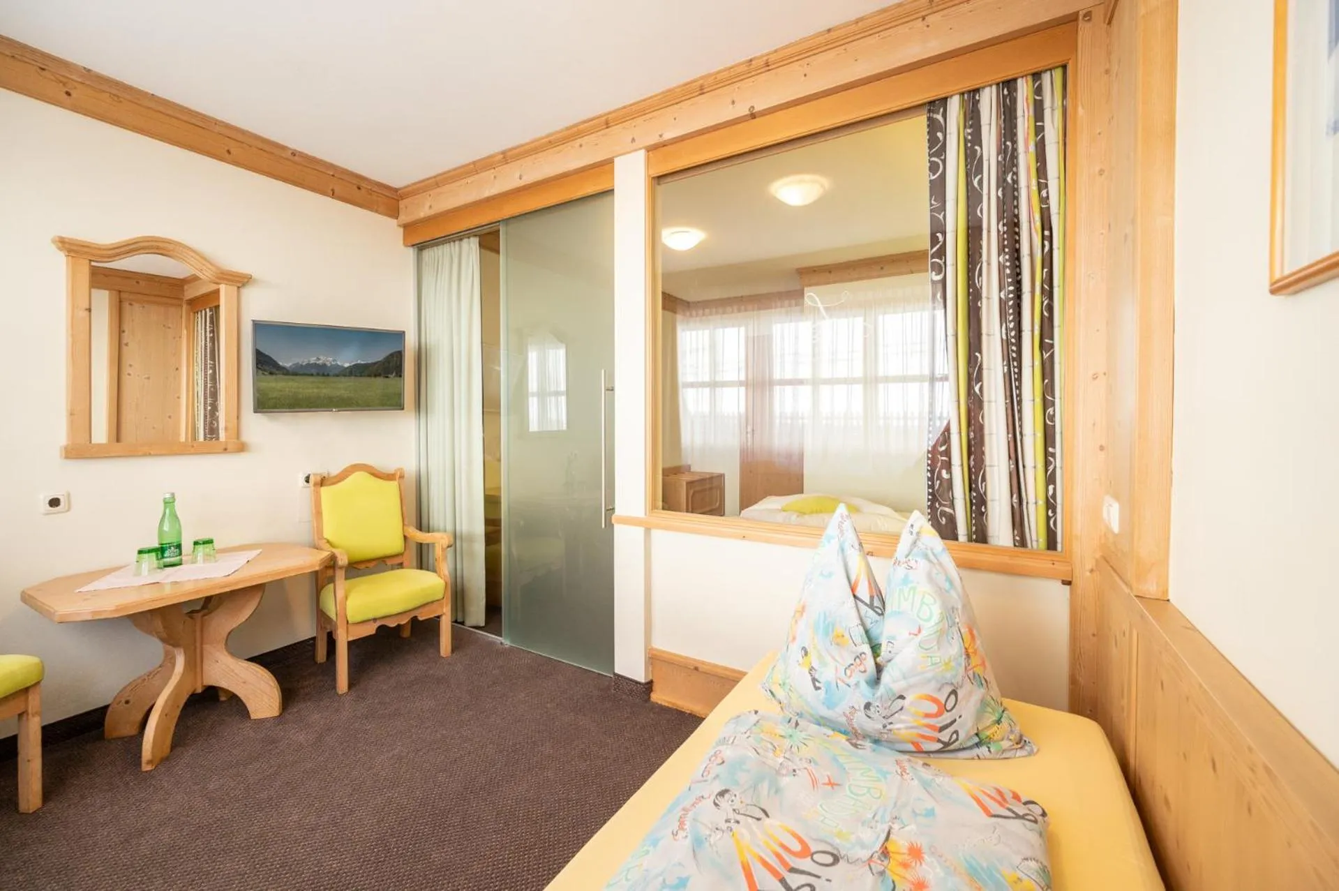 Photo of the whole room, Bed in Familienhotel Lengauer Hof