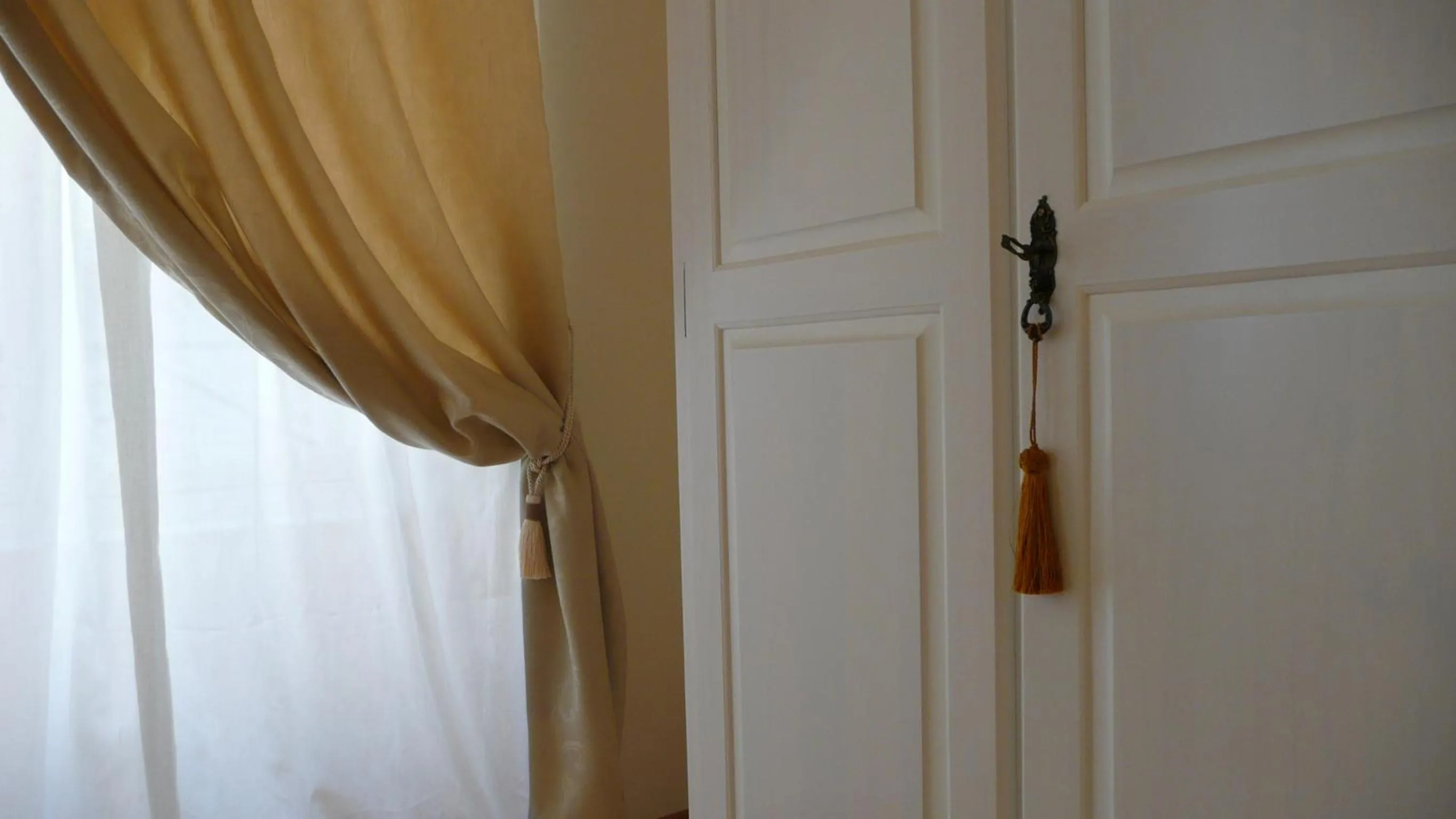 Decorative detail in Palazzo de' Vecchi