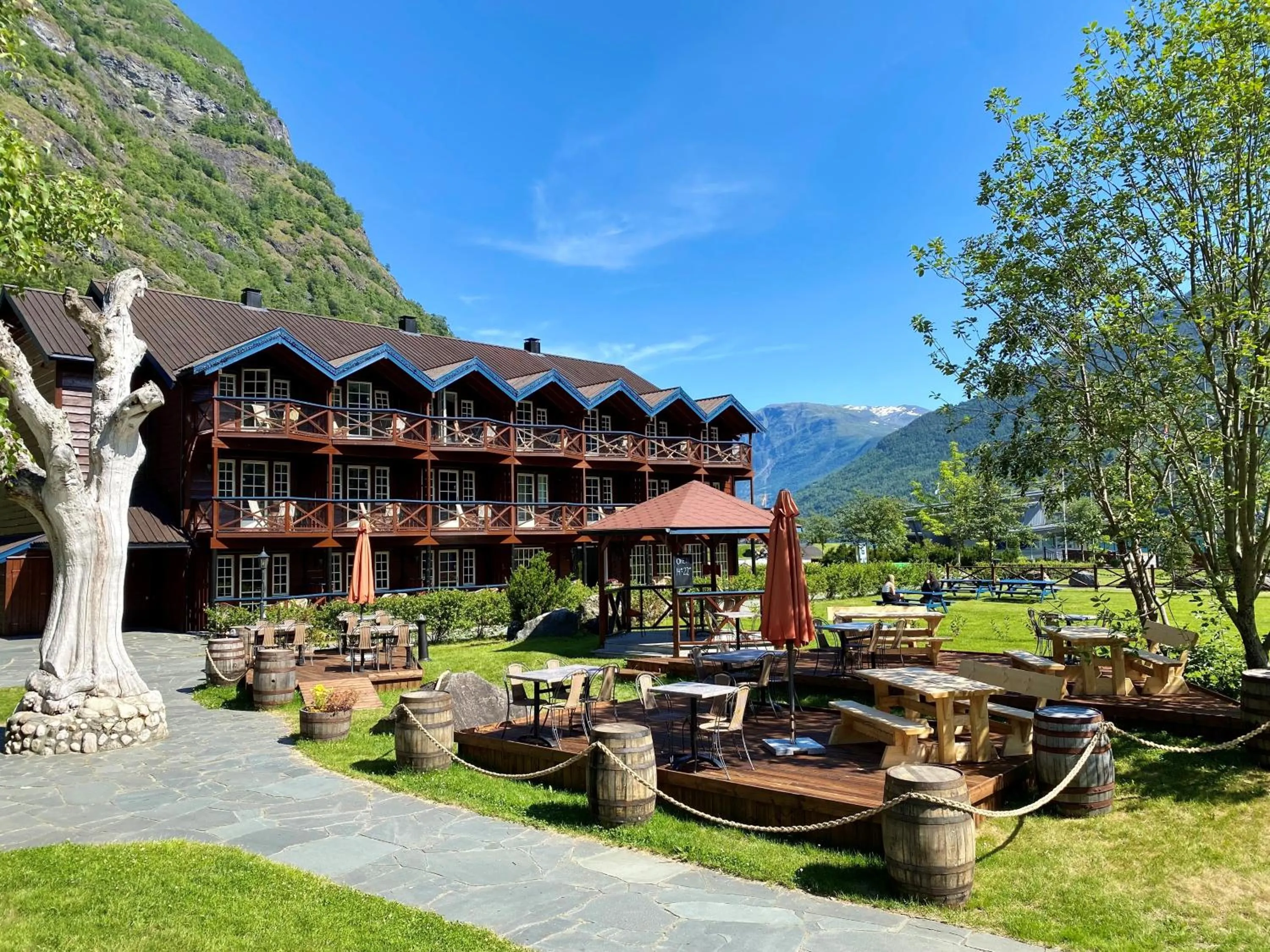 Property building in Flåmsbrygga Hotel