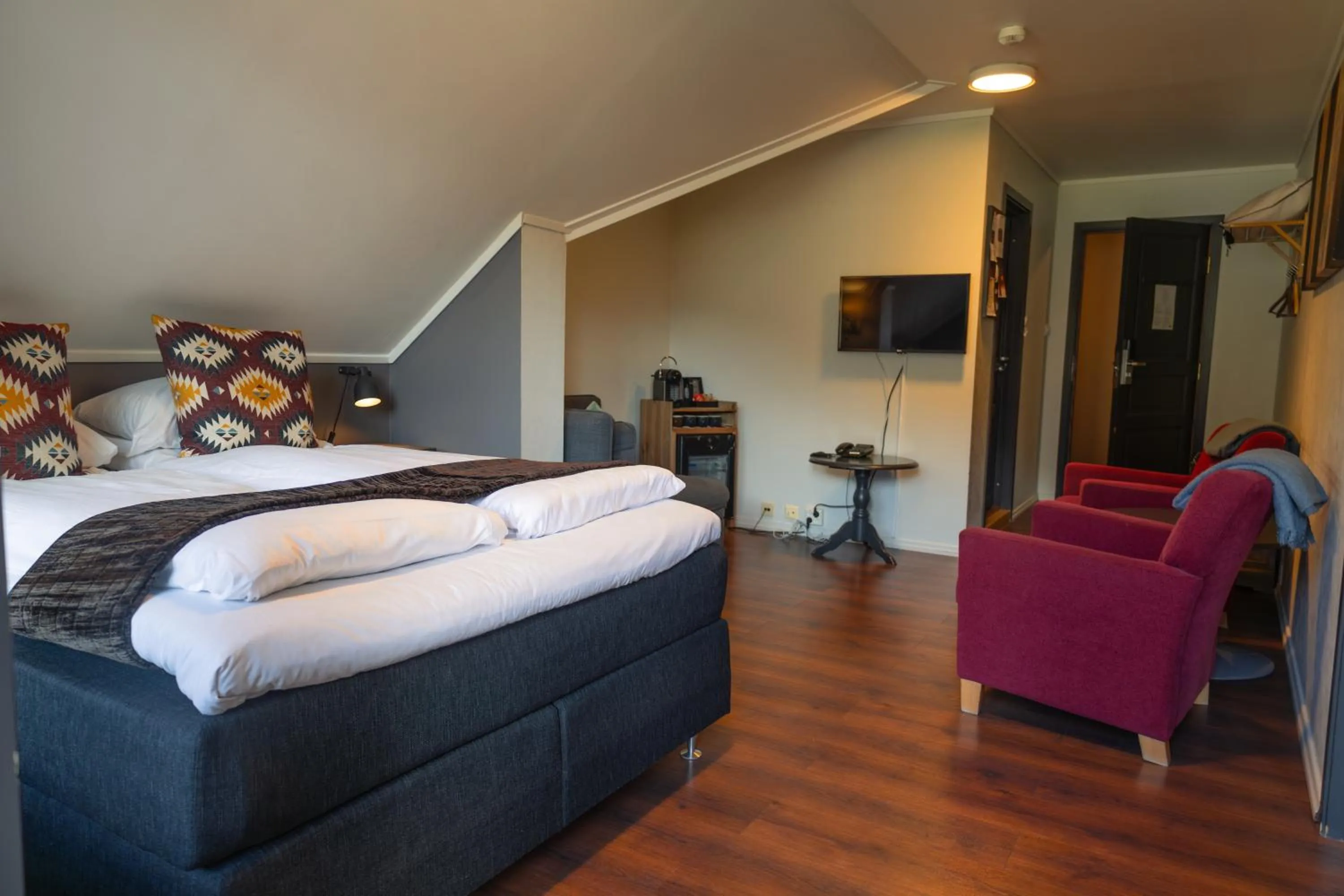 Bedroom, Bed in Flåmsbrygga Hotel