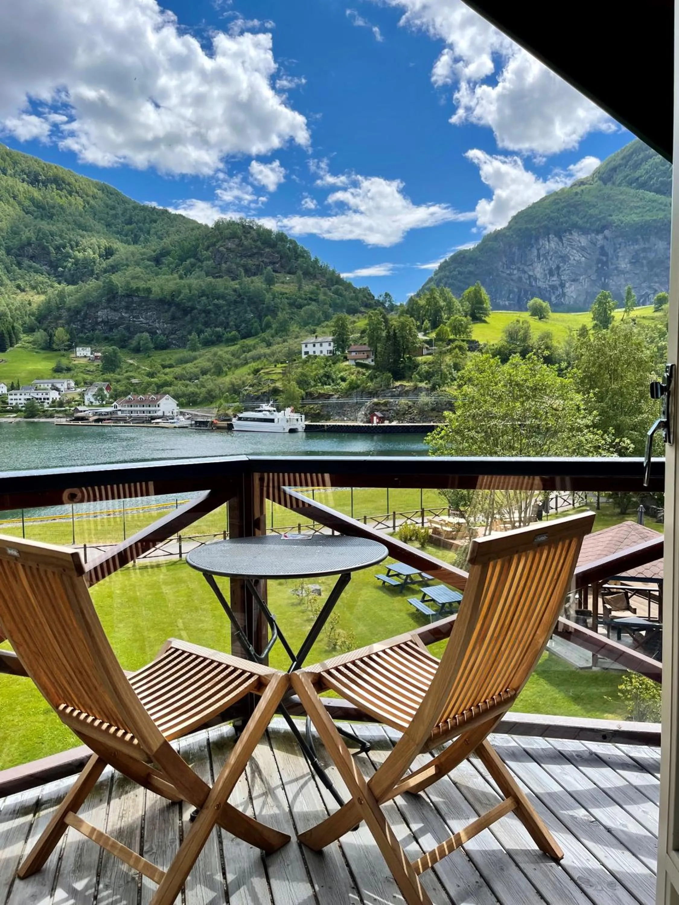 Natural landscape in Flåmsbrygga Hotel