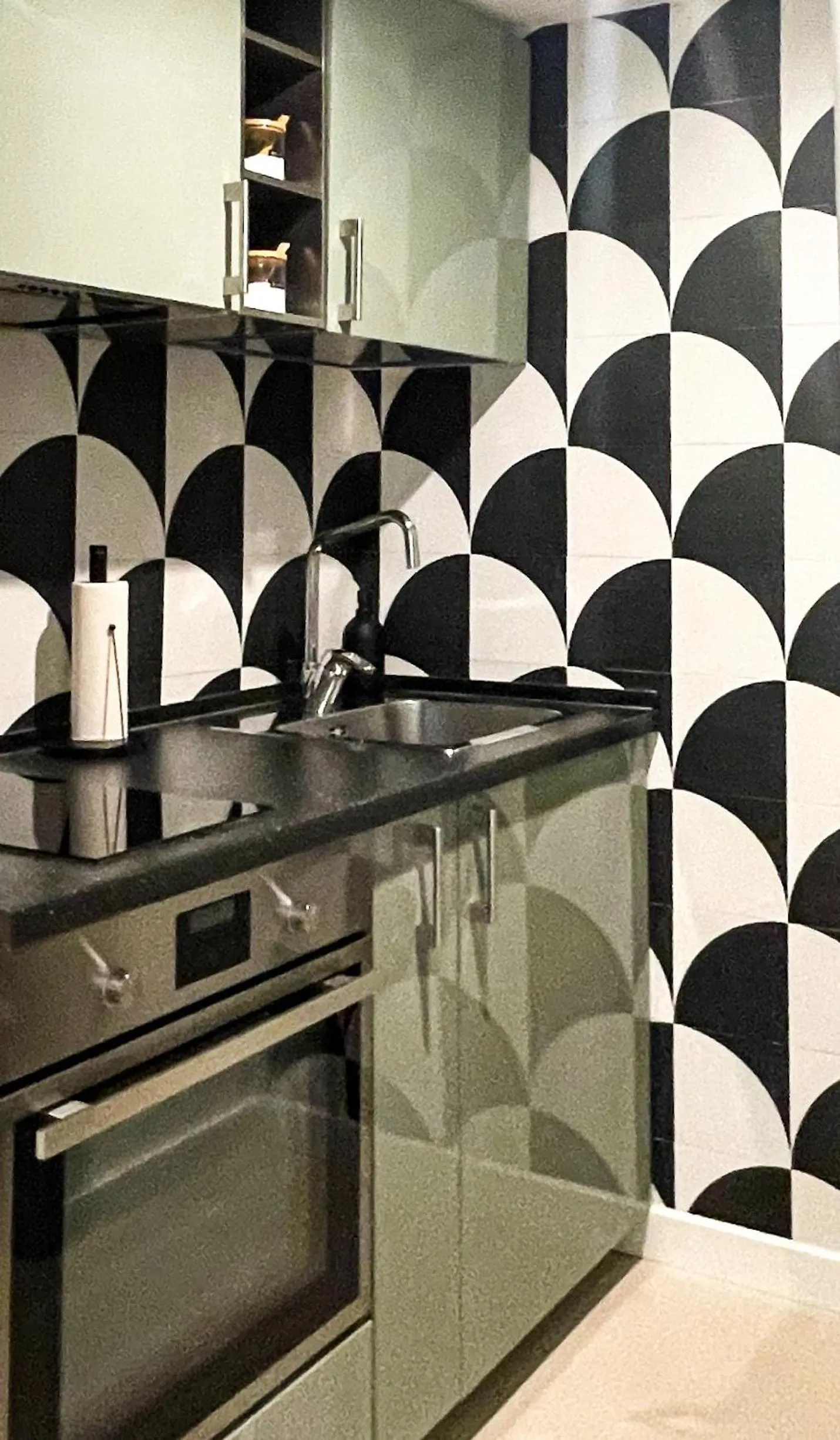 kitchen in ES Suites