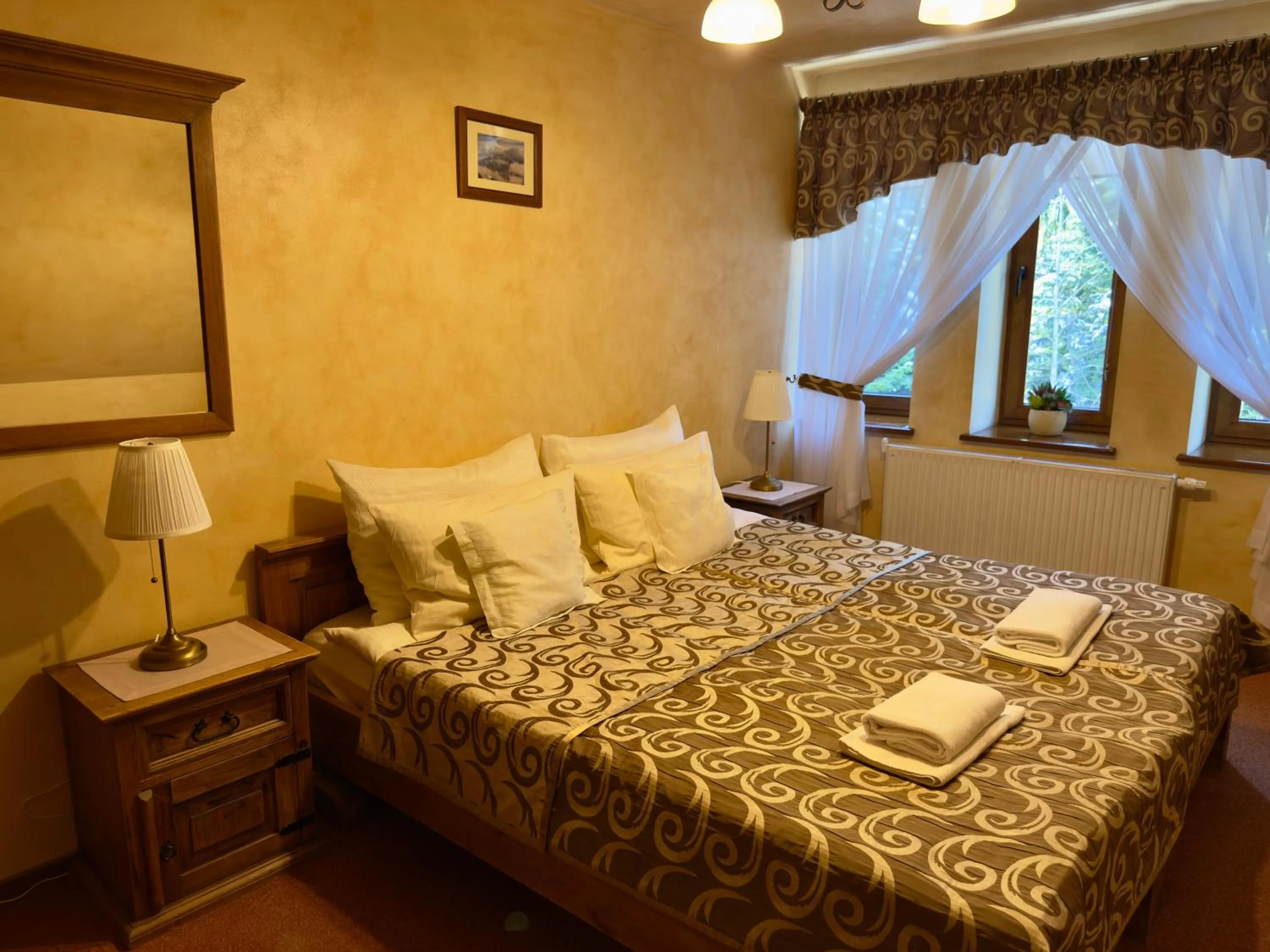 Bed in Hotel Dwór Karolówka