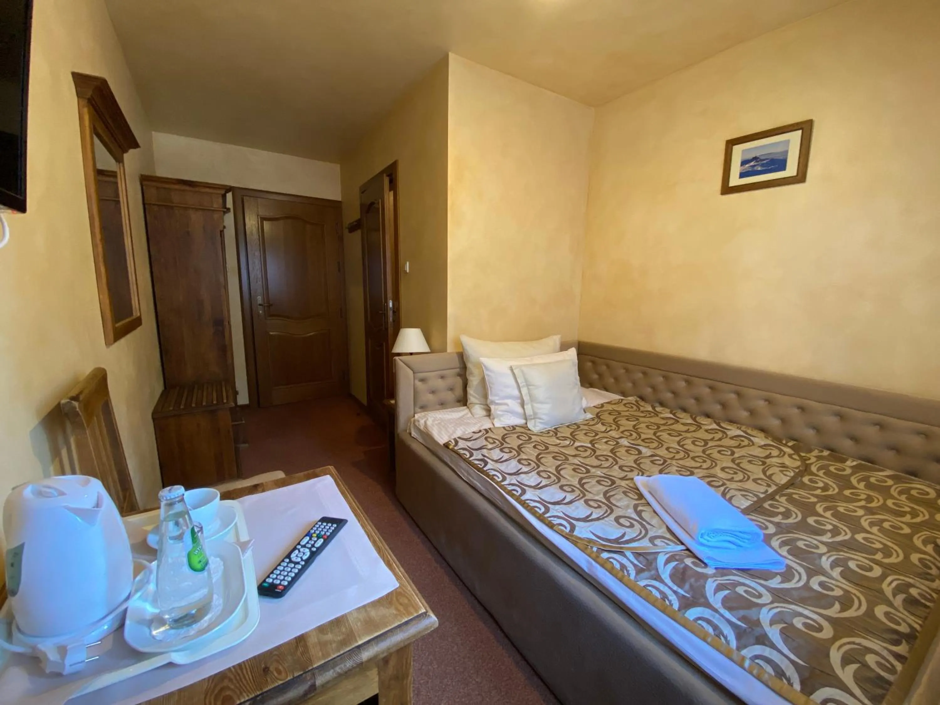 Bed in Hotel Dwór Karolówka