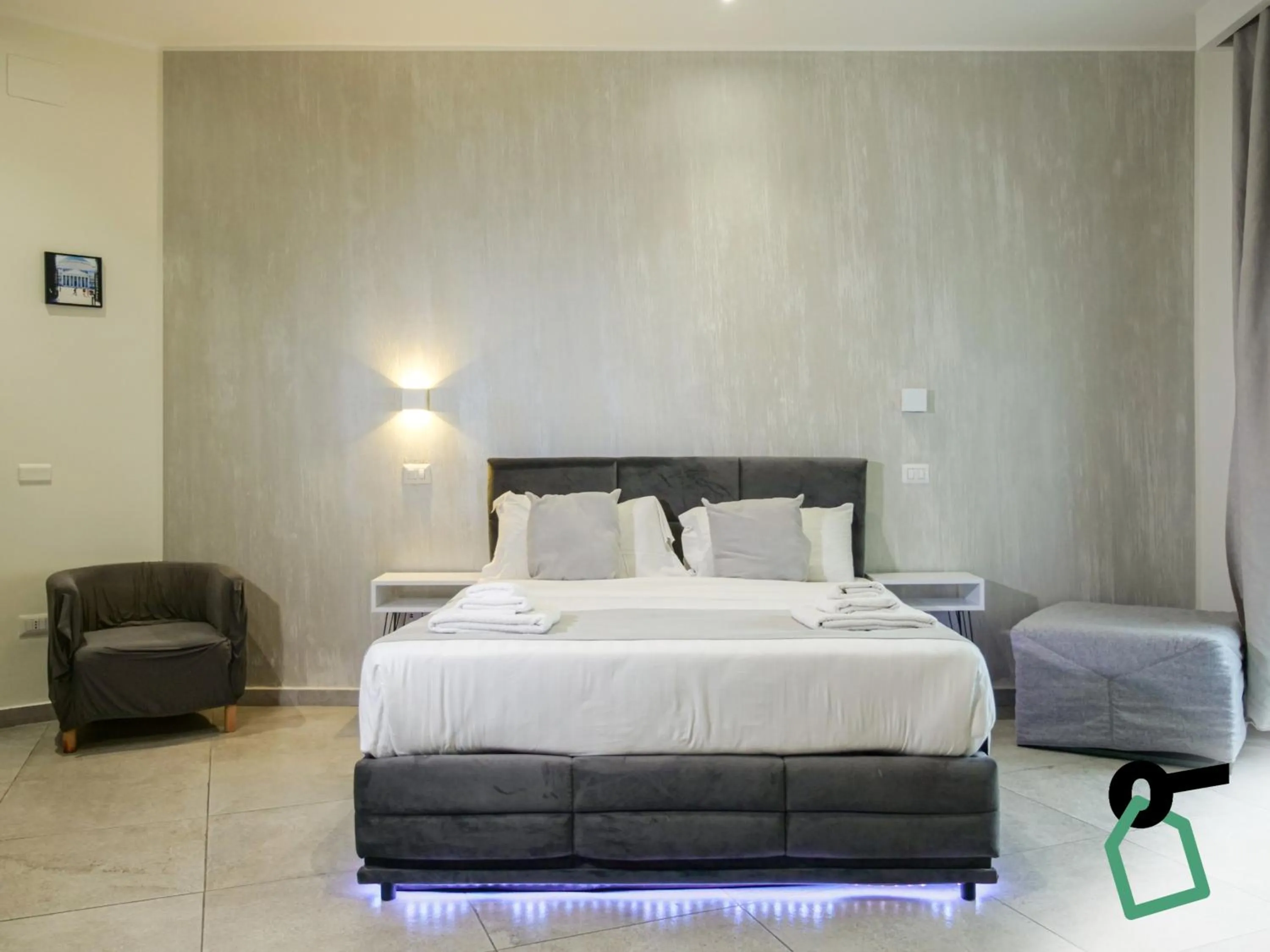 Bedroom, Bed in Hotiday Spaccanapoli I Borbone