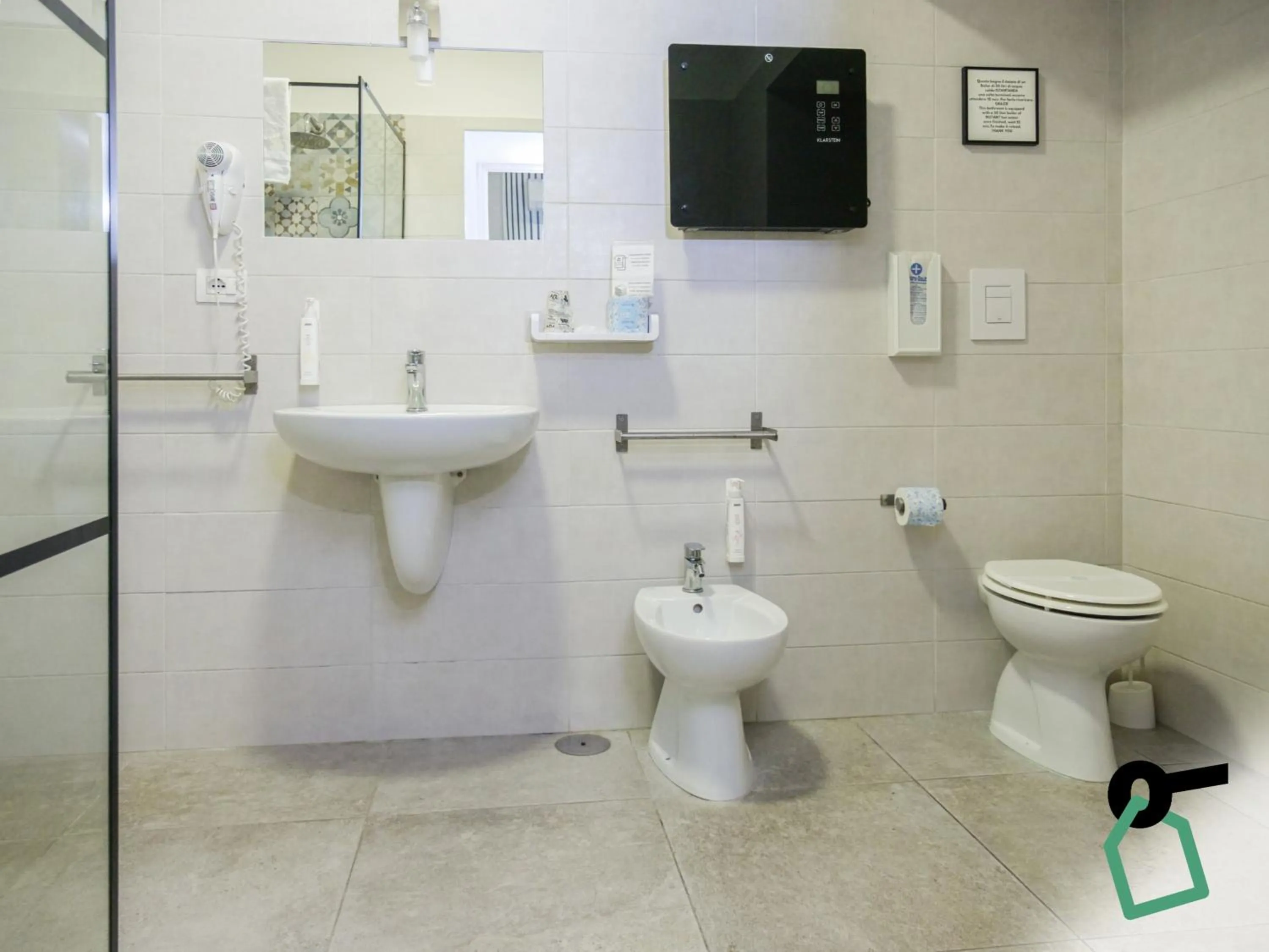 Bathroom in Hotiday Spaccanapoli I Borbone