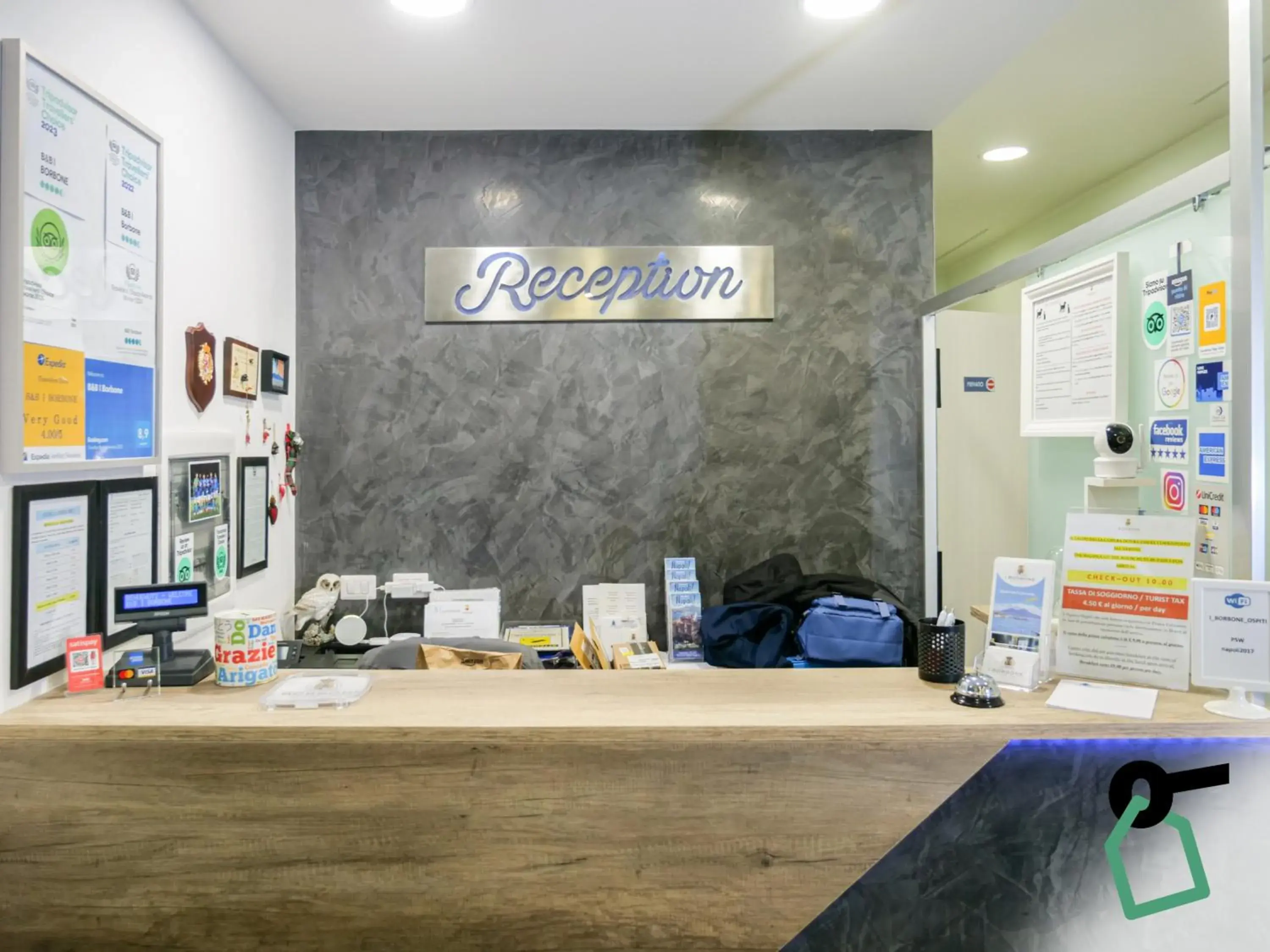 Lobby or reception in Hotiday Spaccanapoli I Borbone Lobby or reception in Hotiday Spaccanapoli I Borbone