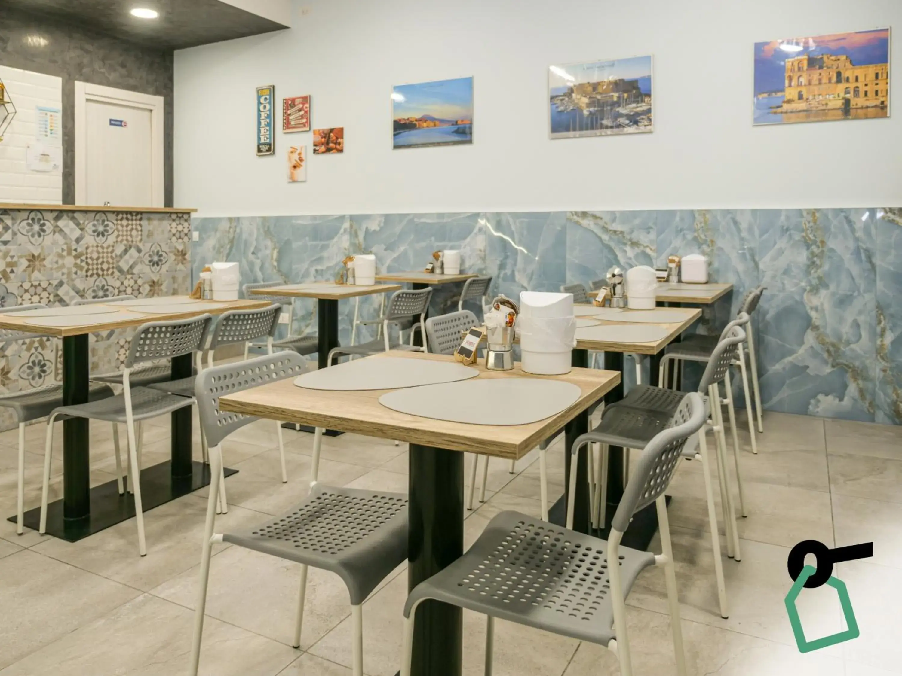 Restaurant/places to eat in Hotiday Spaccanapoli I Borbone Restaurant/places to eat in Hotiday Spaccanapoli I Borbone