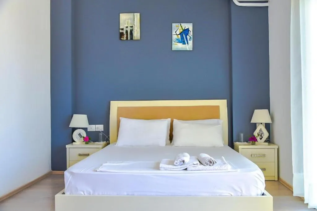 Bed in Privé City Hotel