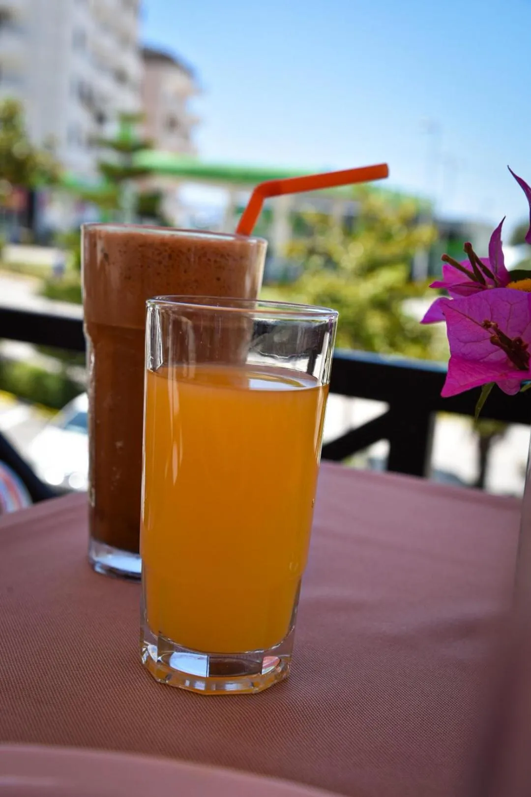 Drinks in Privé City Hotel