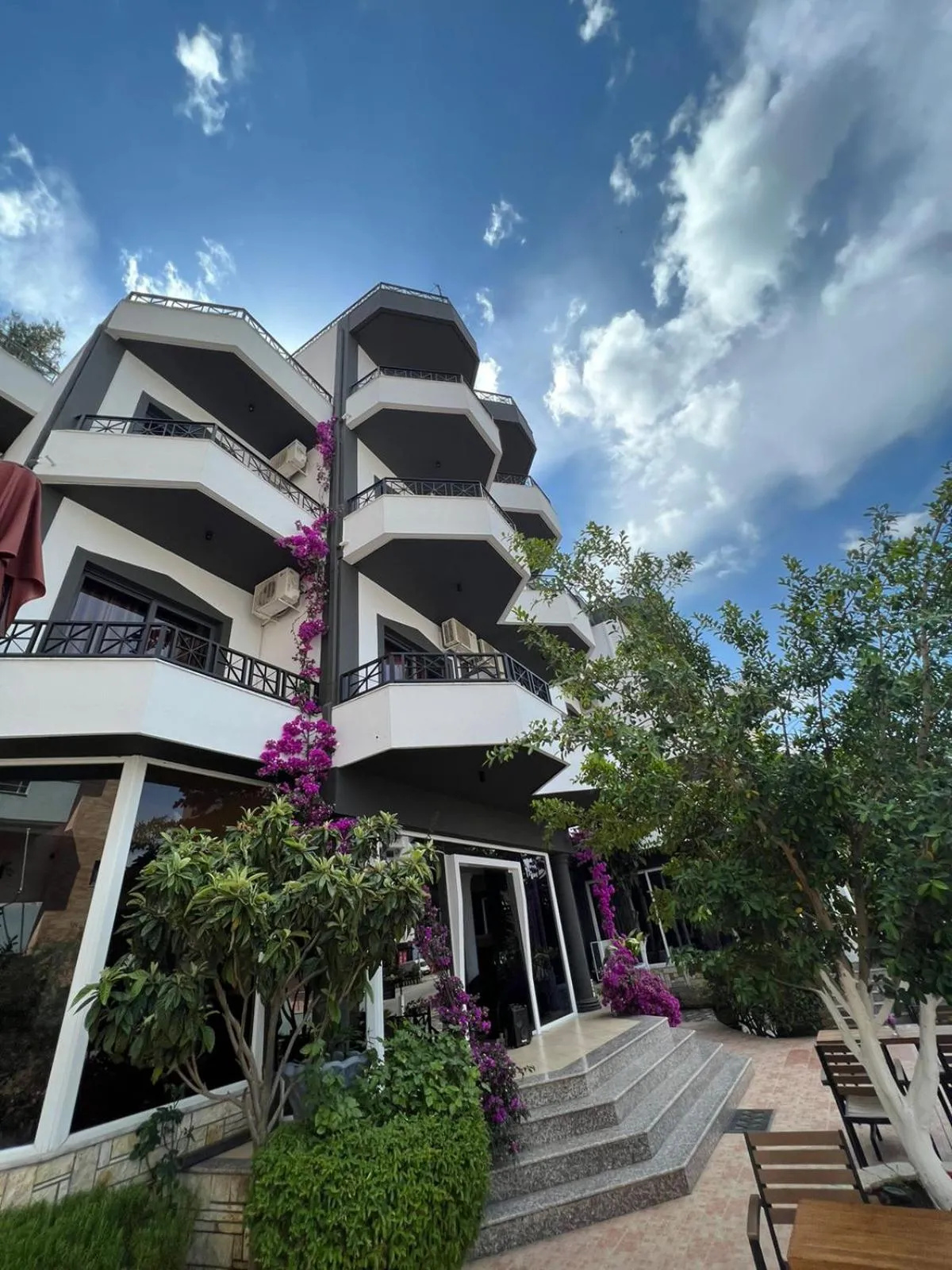 Property building in Privé City Hotel