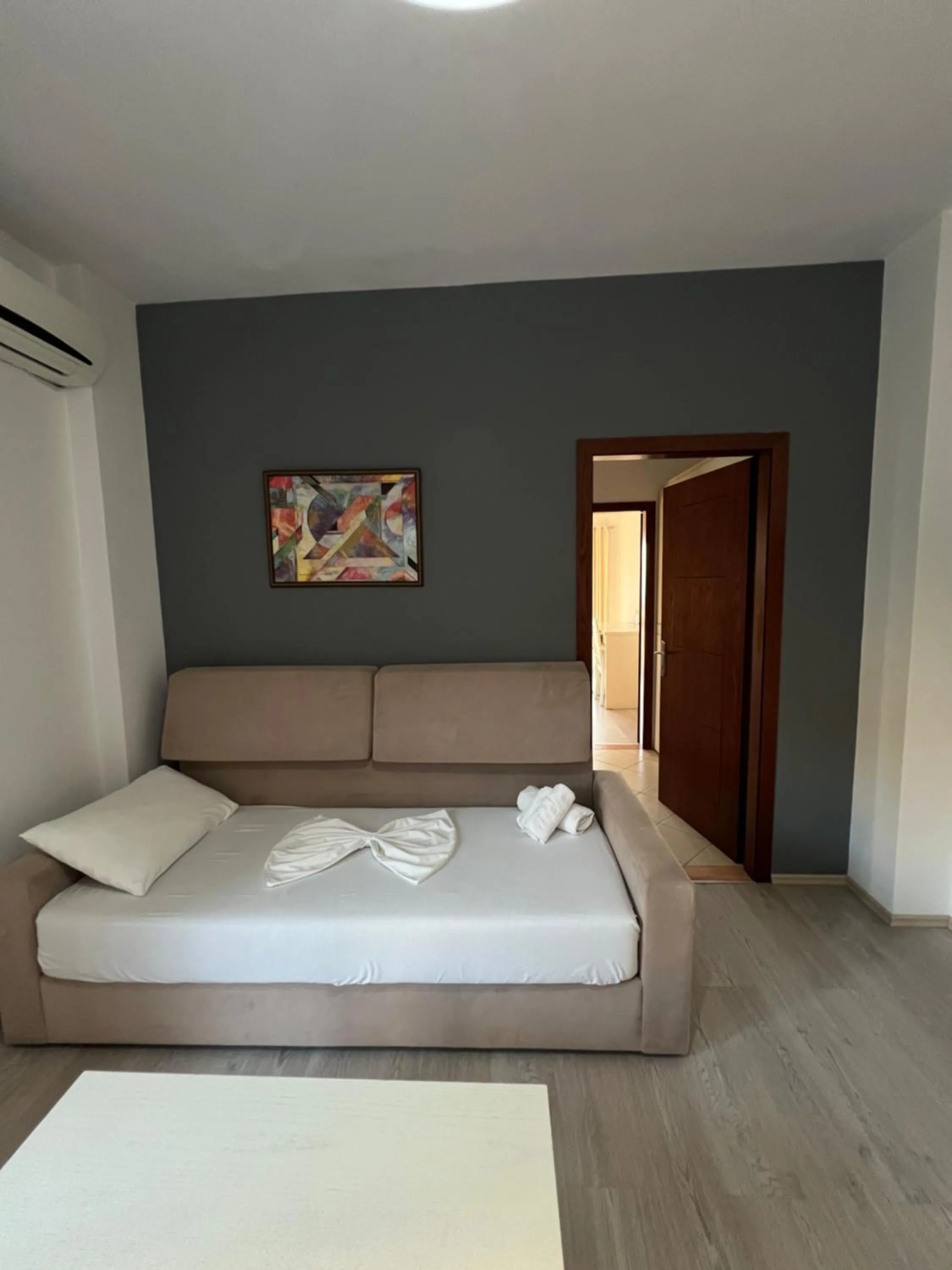 Bed in Privé City Hotel