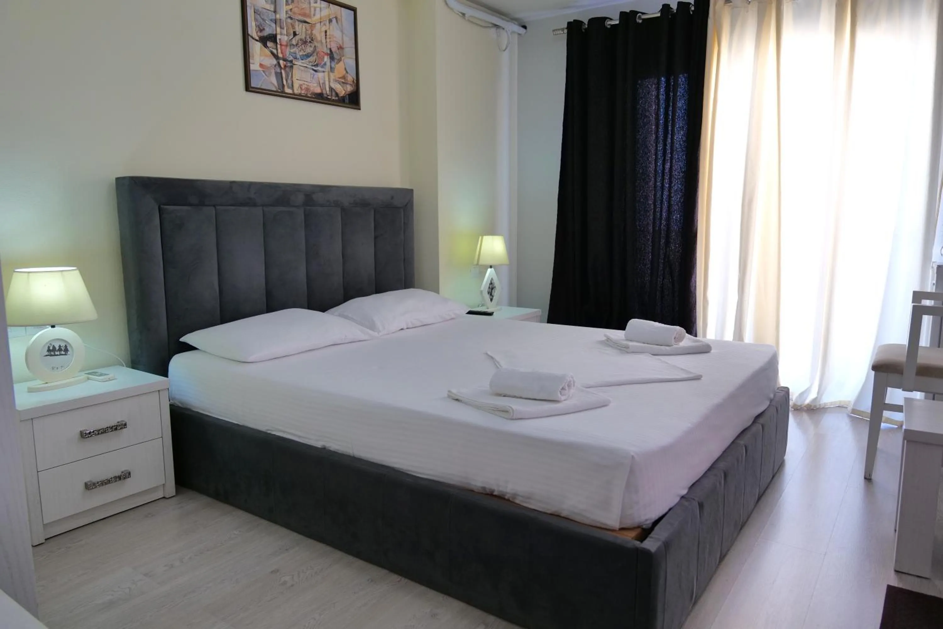 Bedroom, Bed in Privé City Hotel