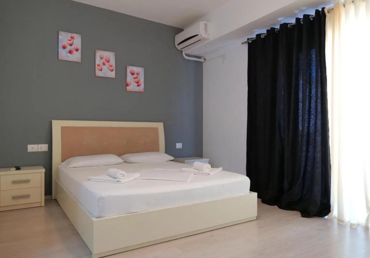 Bed in Privé City Hotel