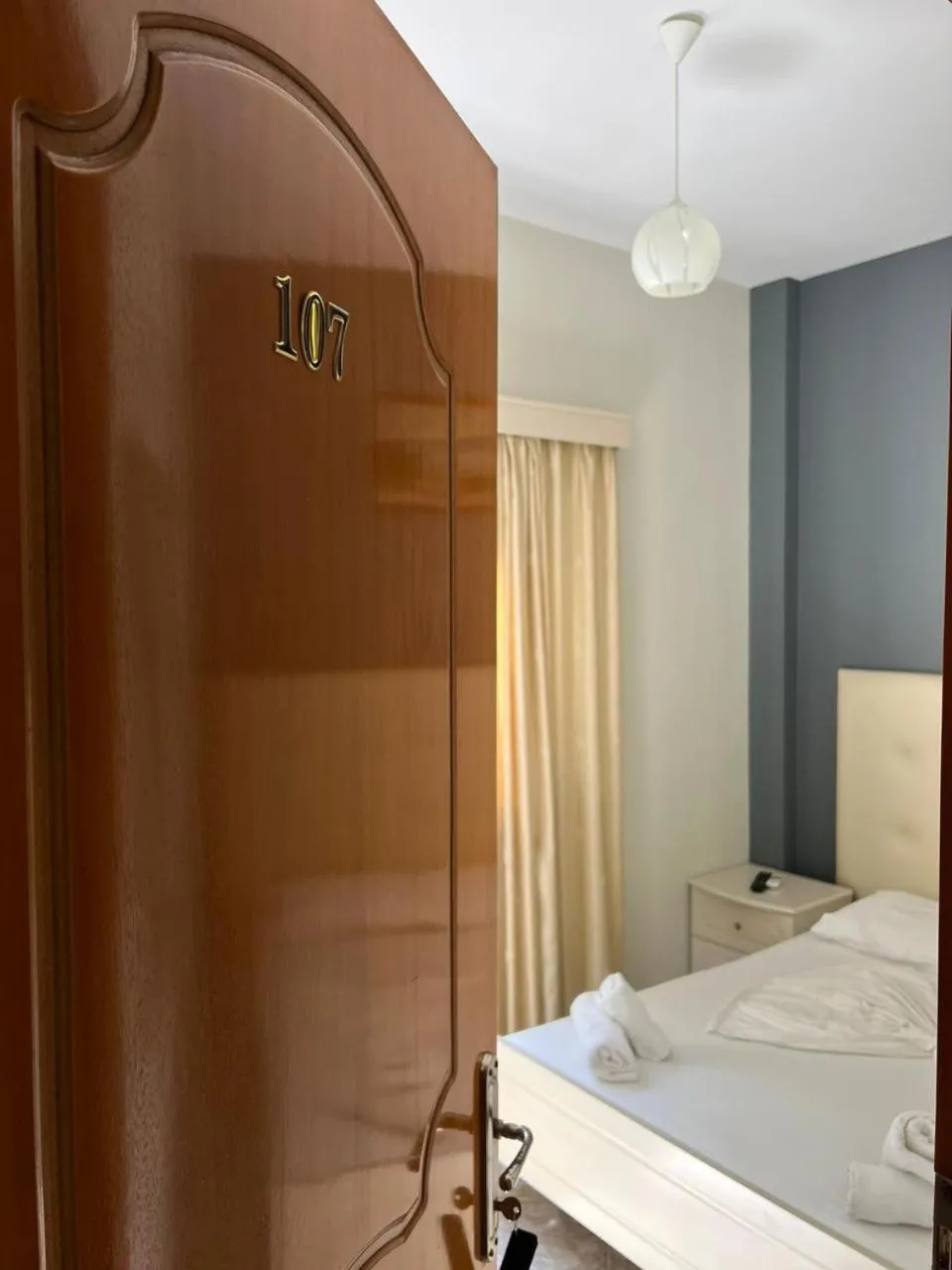 Bed in Privé City Hotel