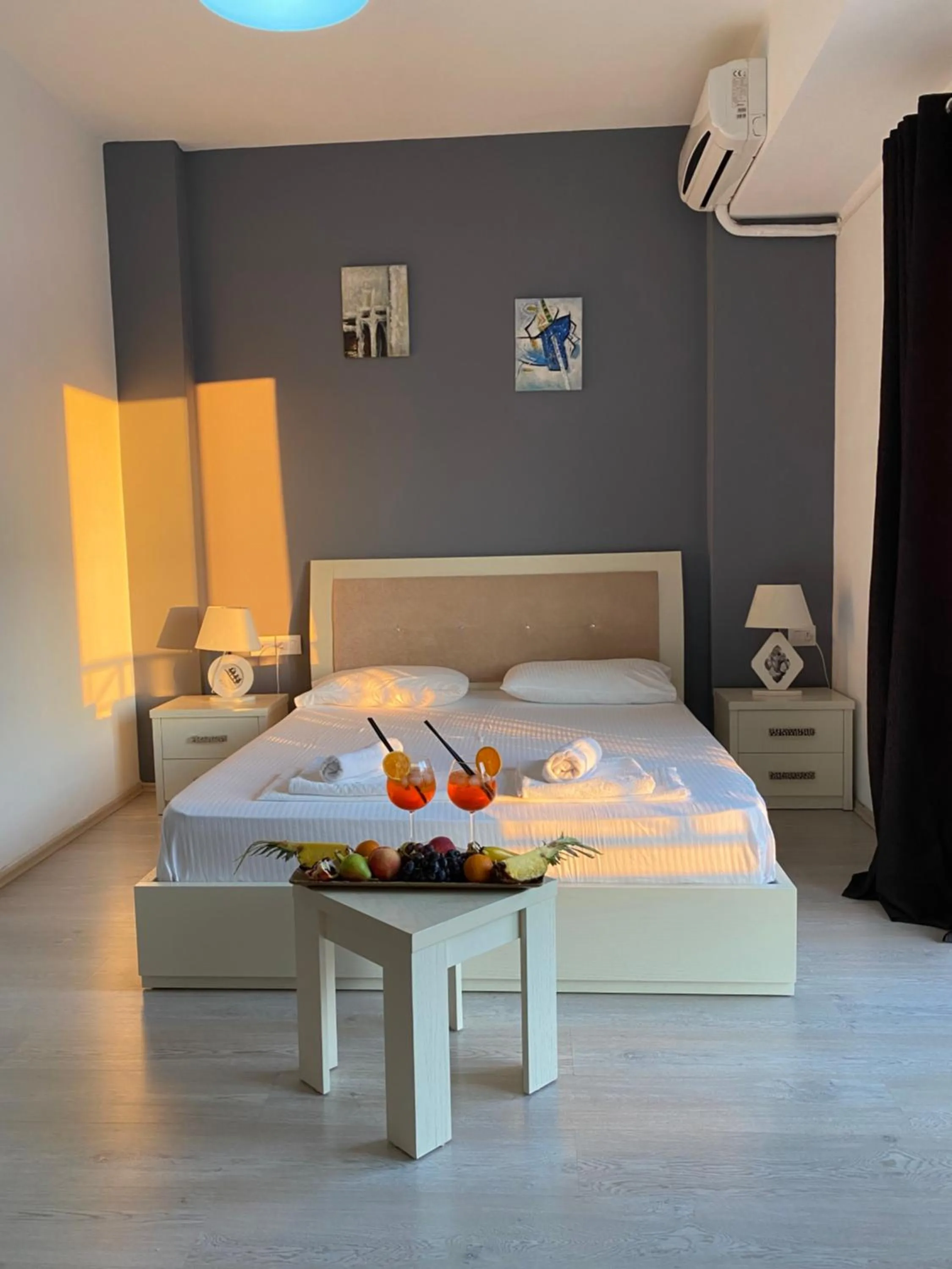 Bed in Privé City Hotel