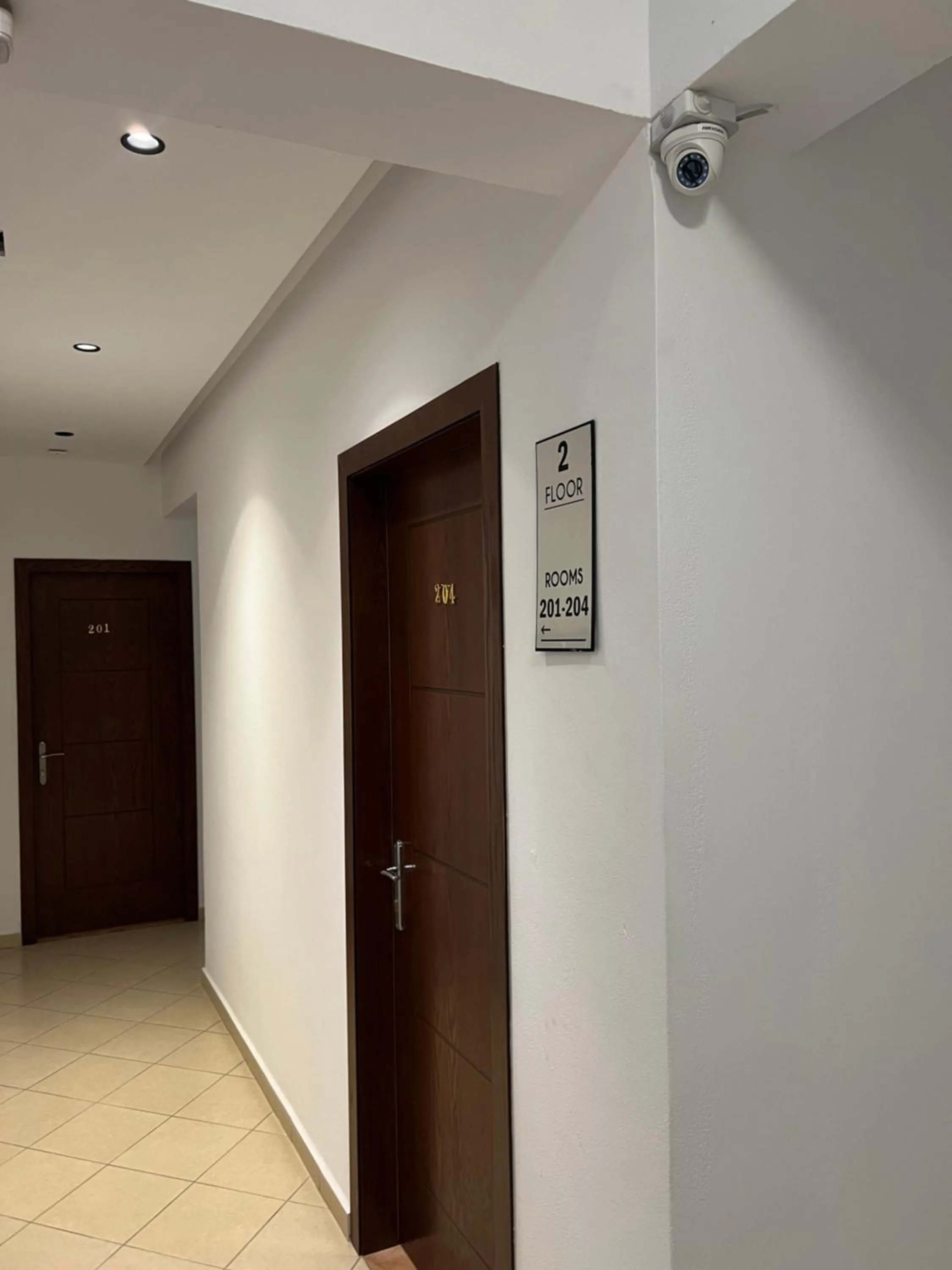 Privé City Hotel