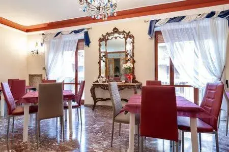 Double Room with Private Bathroom - single occupancy in La Dimora di Vesta Double Room with Private Bathroom - single occupancy in La Dimora di Vesta