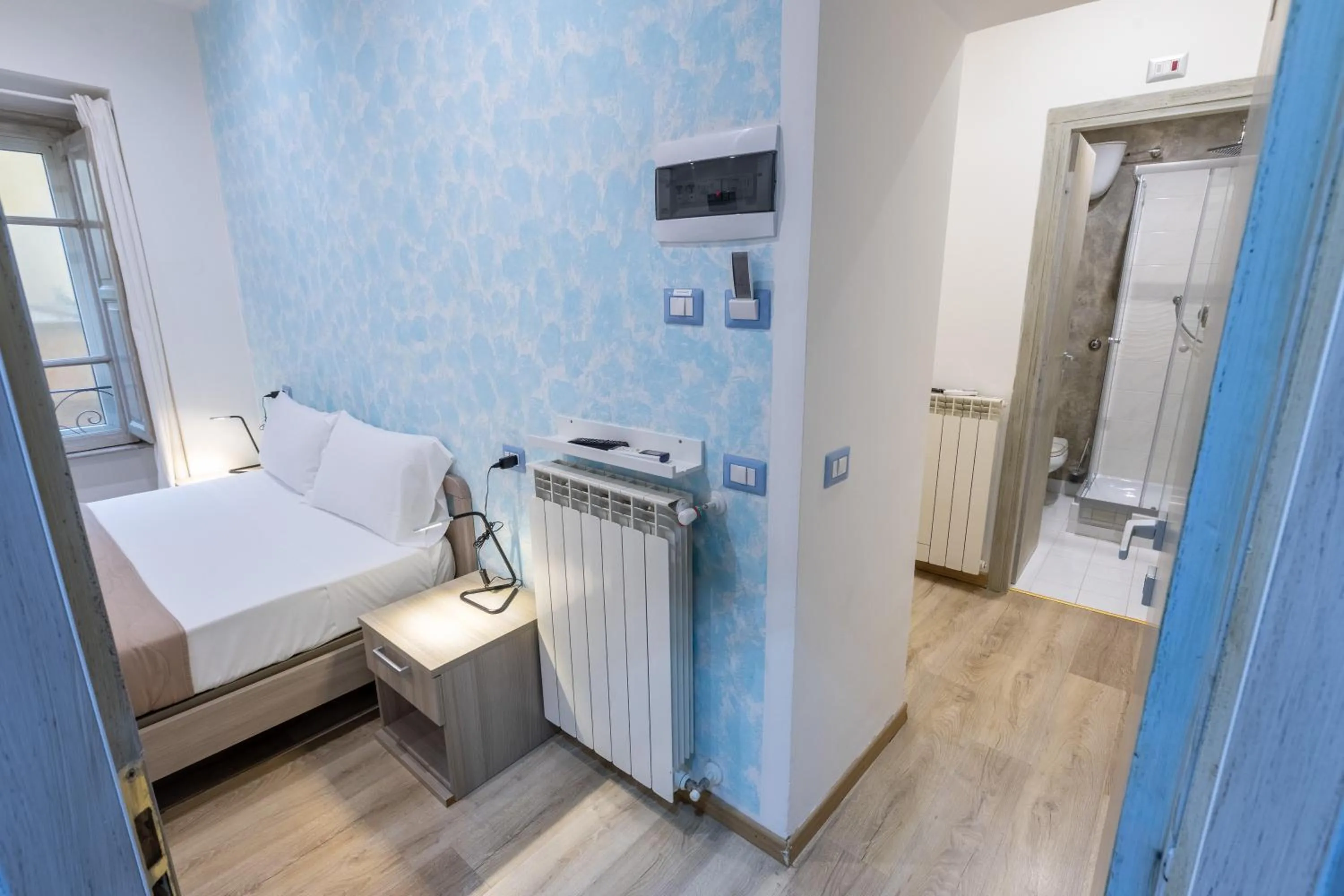 Bedroom, Bed in La Vite Vaticana