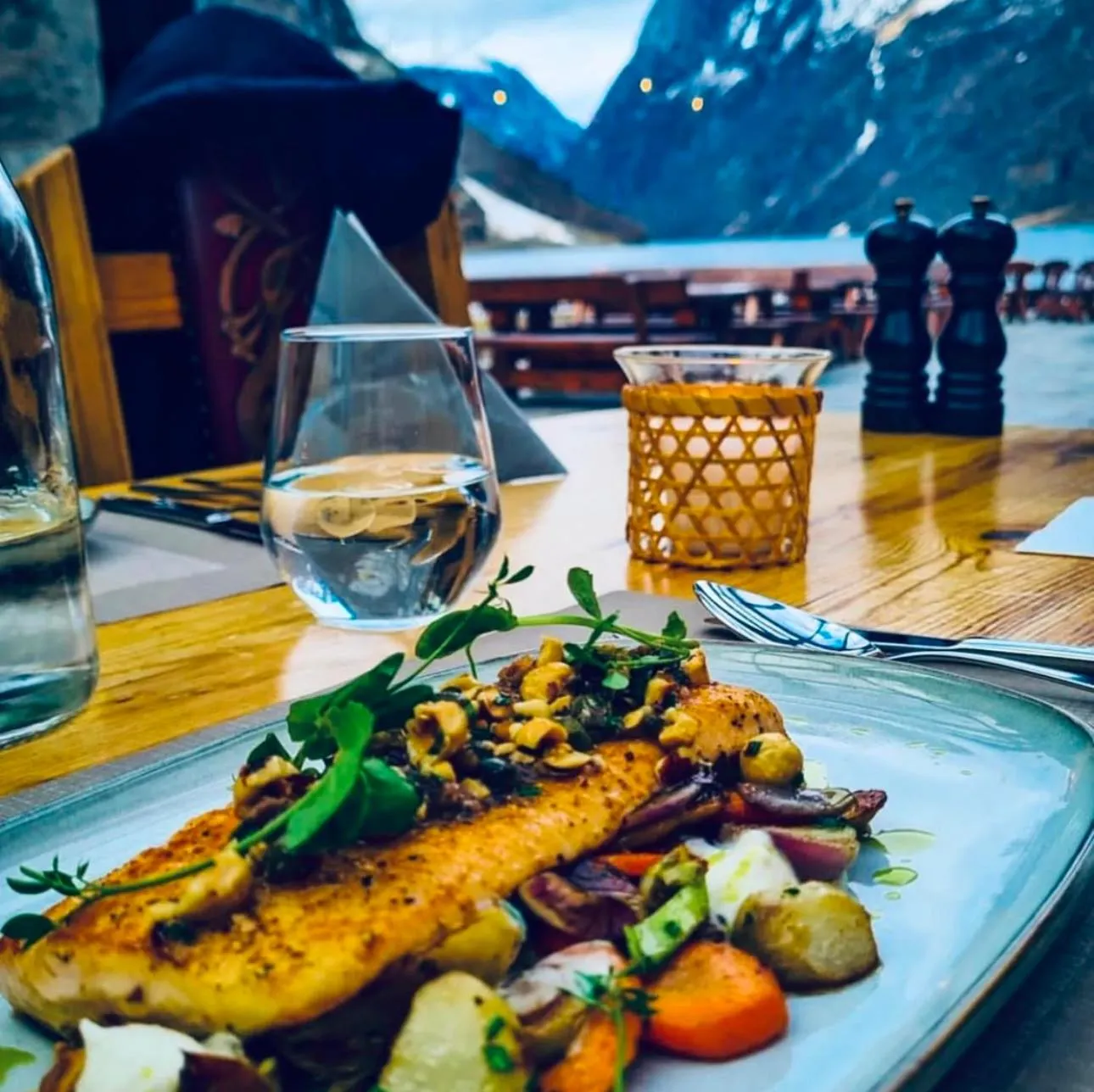 Restaurant/places to eat in Gudvangen Fjordtell