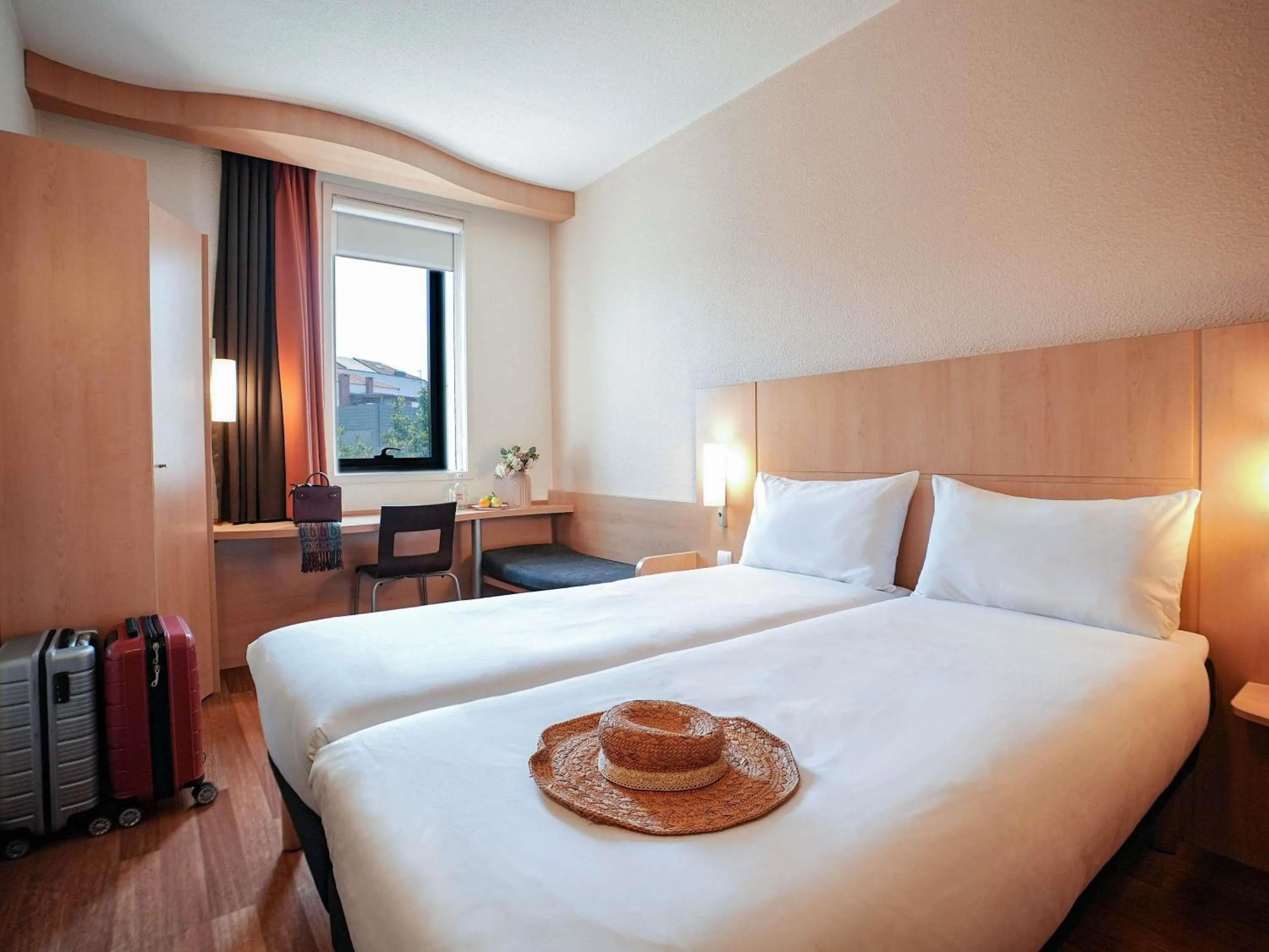 Bedroom, Bed in ibis Porto Centro São Bento