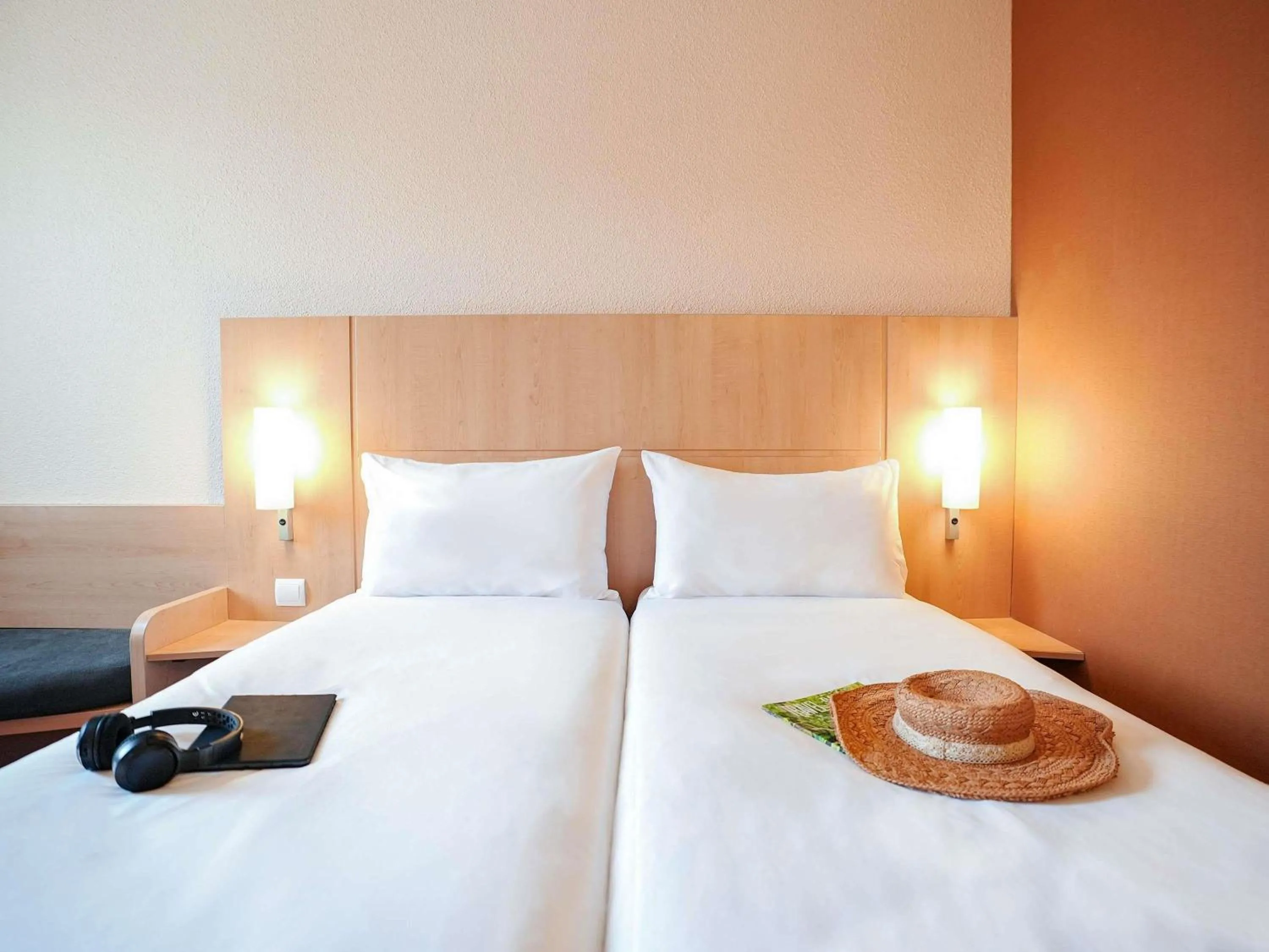 Bedroom, Bed in ibis Porto Centro São Bento