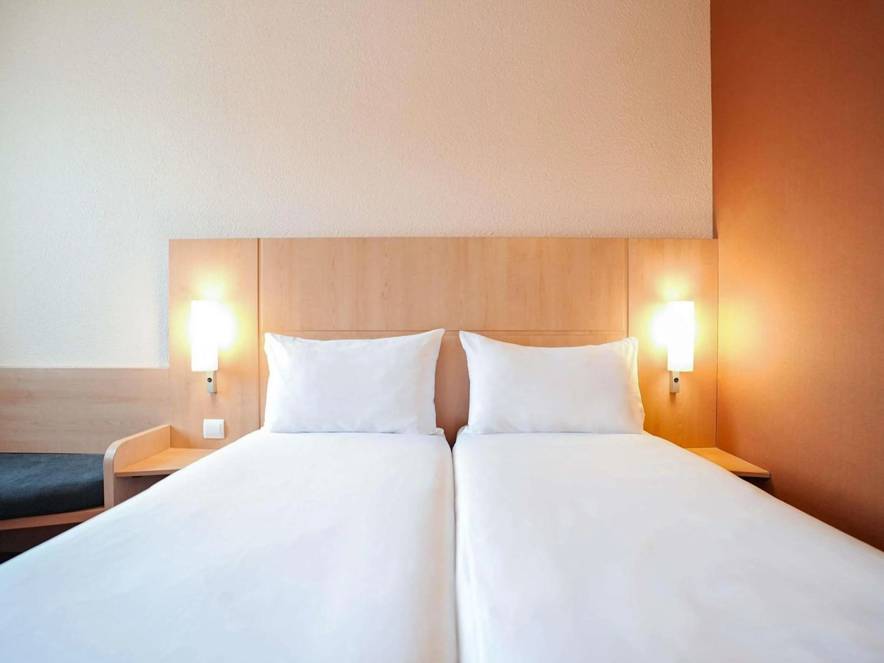 Bedroom, Bed in ibis Porto Centro São Bento