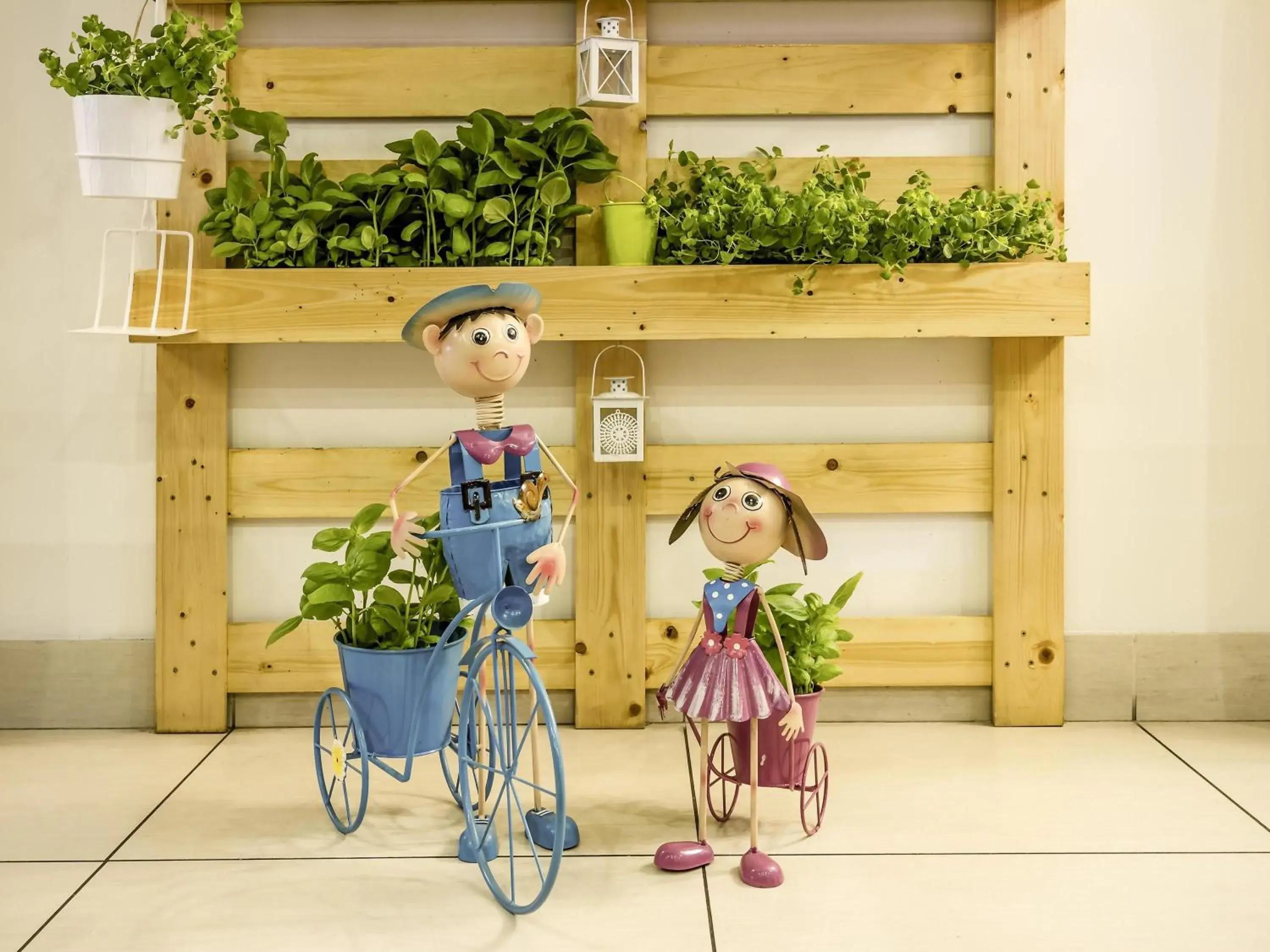 Lounge or bar in ibis Porto Centro São Bento Lounge or bar in ibis Porto Centro São Bento