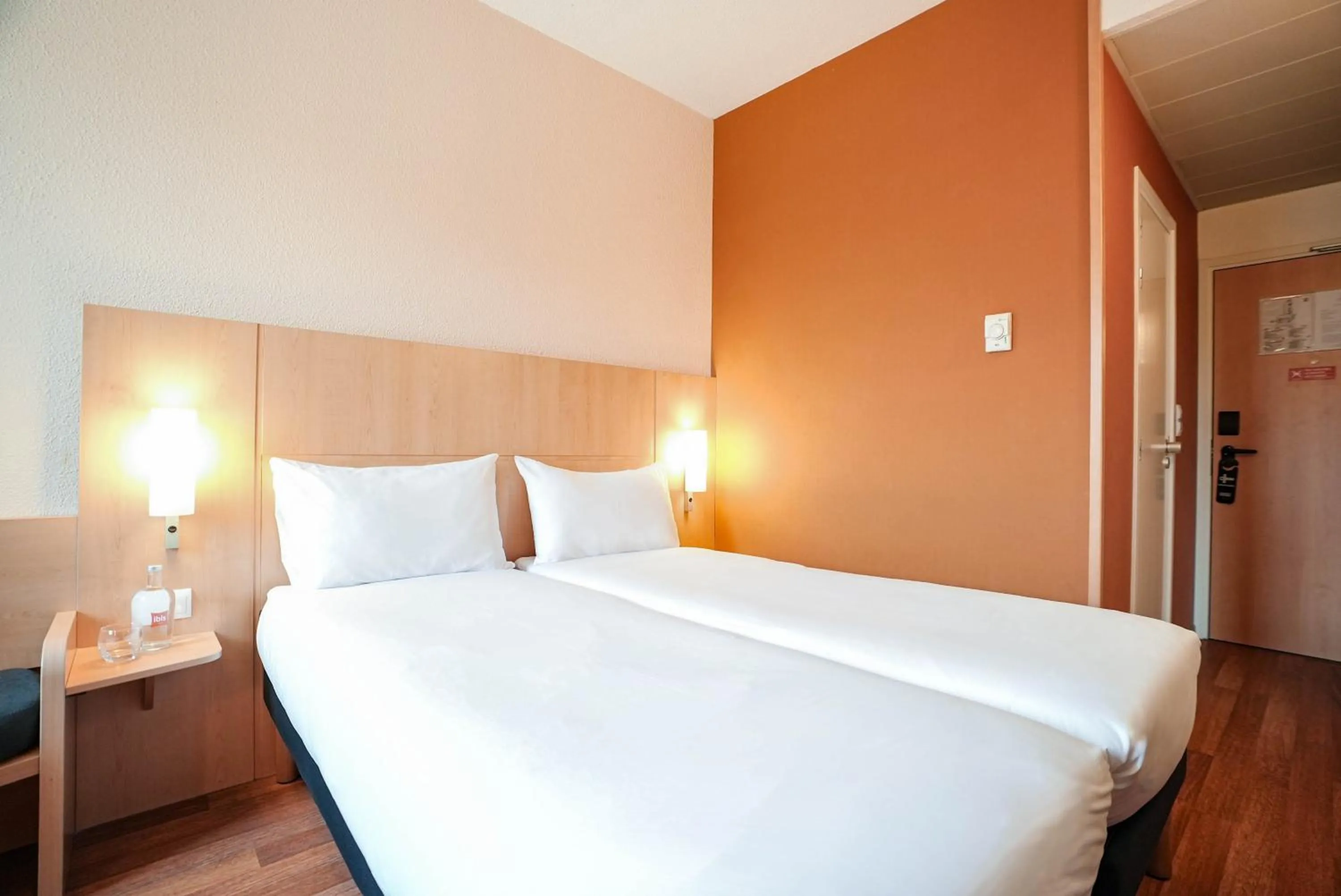 Bedroom, Bed in ibis Porto Centro São Bento