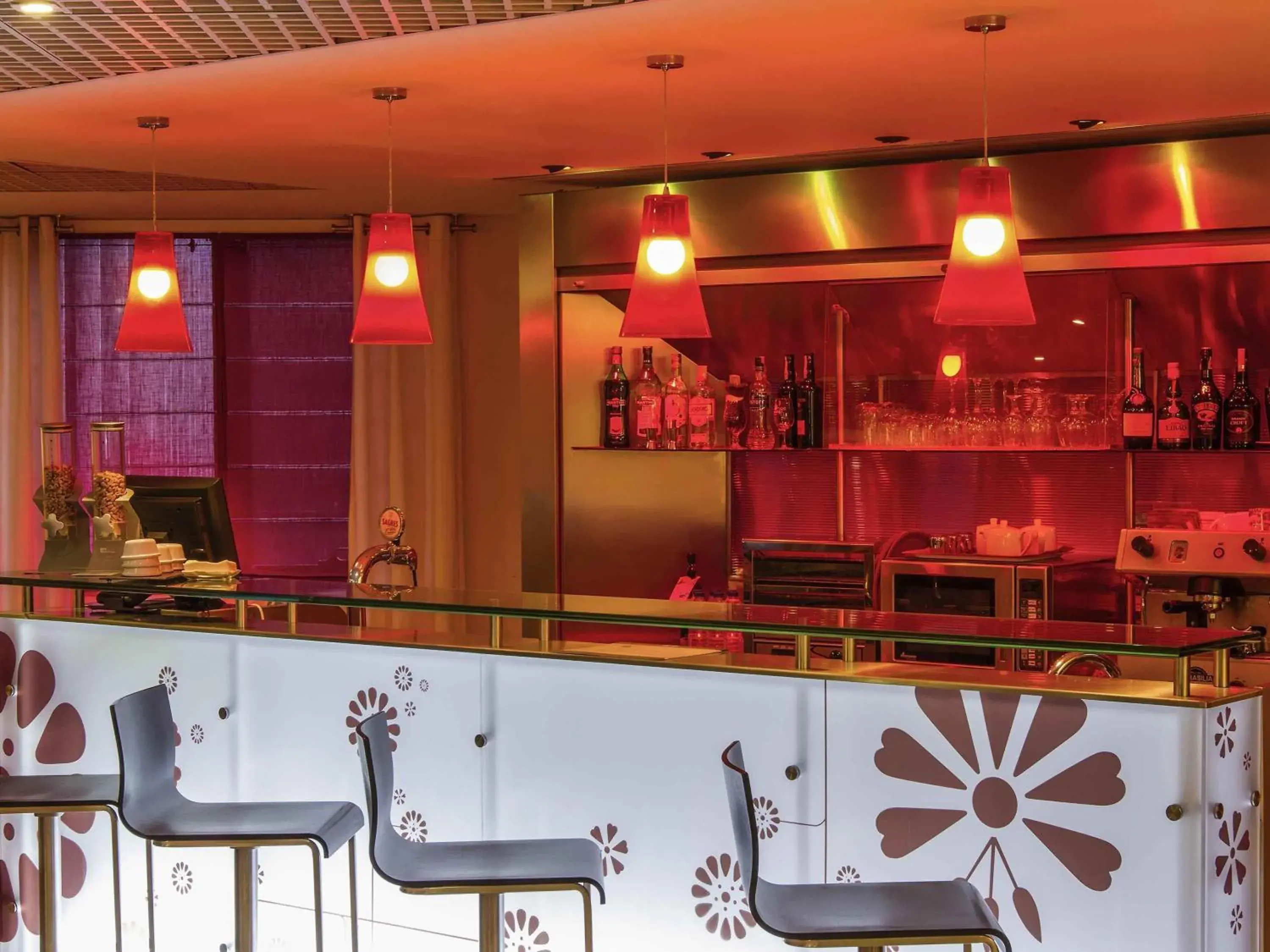 Lounge or bar in ibis Porto Centro São Bento Lounge or bar in ibis Porto Centro São Bento