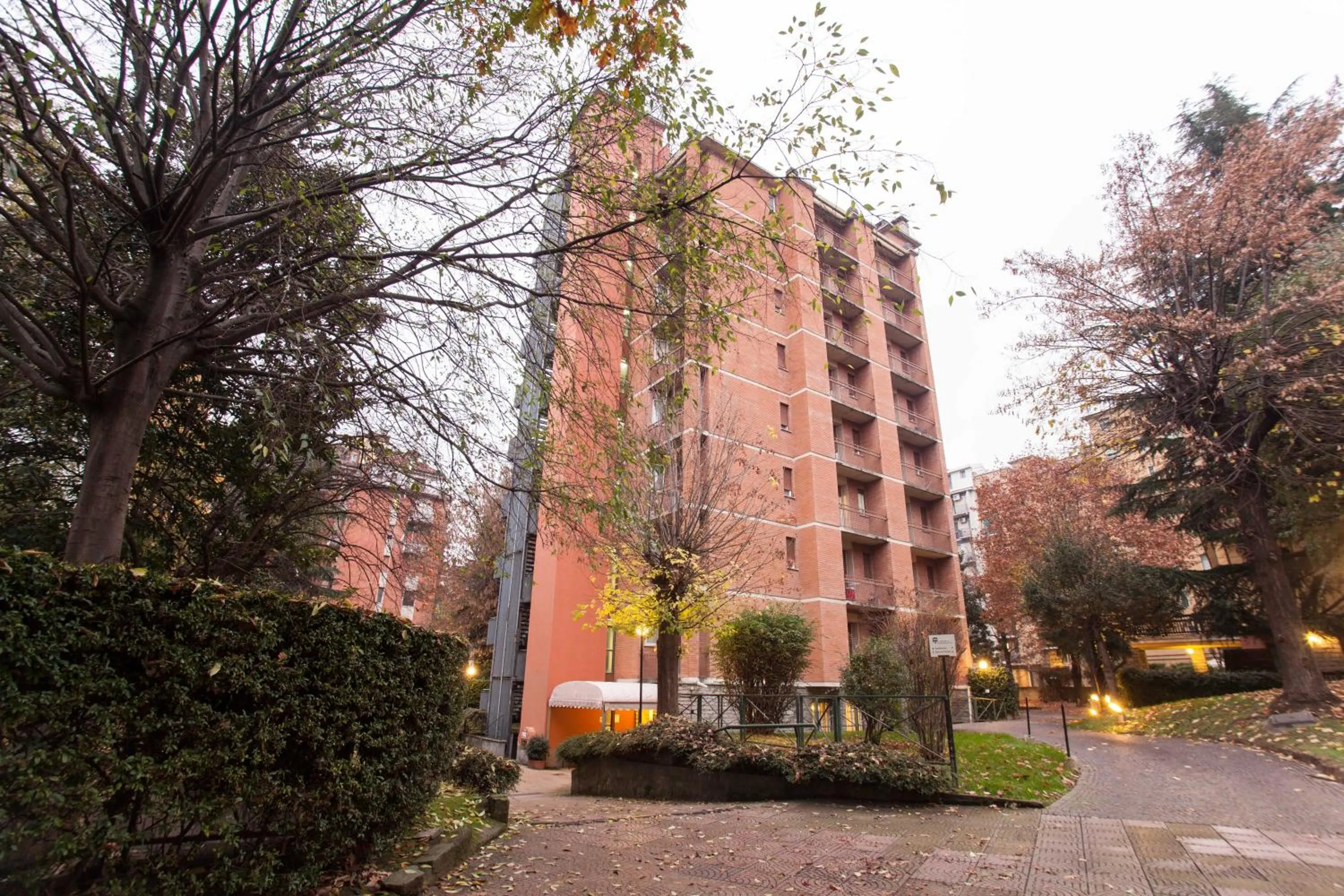 Property building in iH Hotels Milano ApartHotel Argonne Park