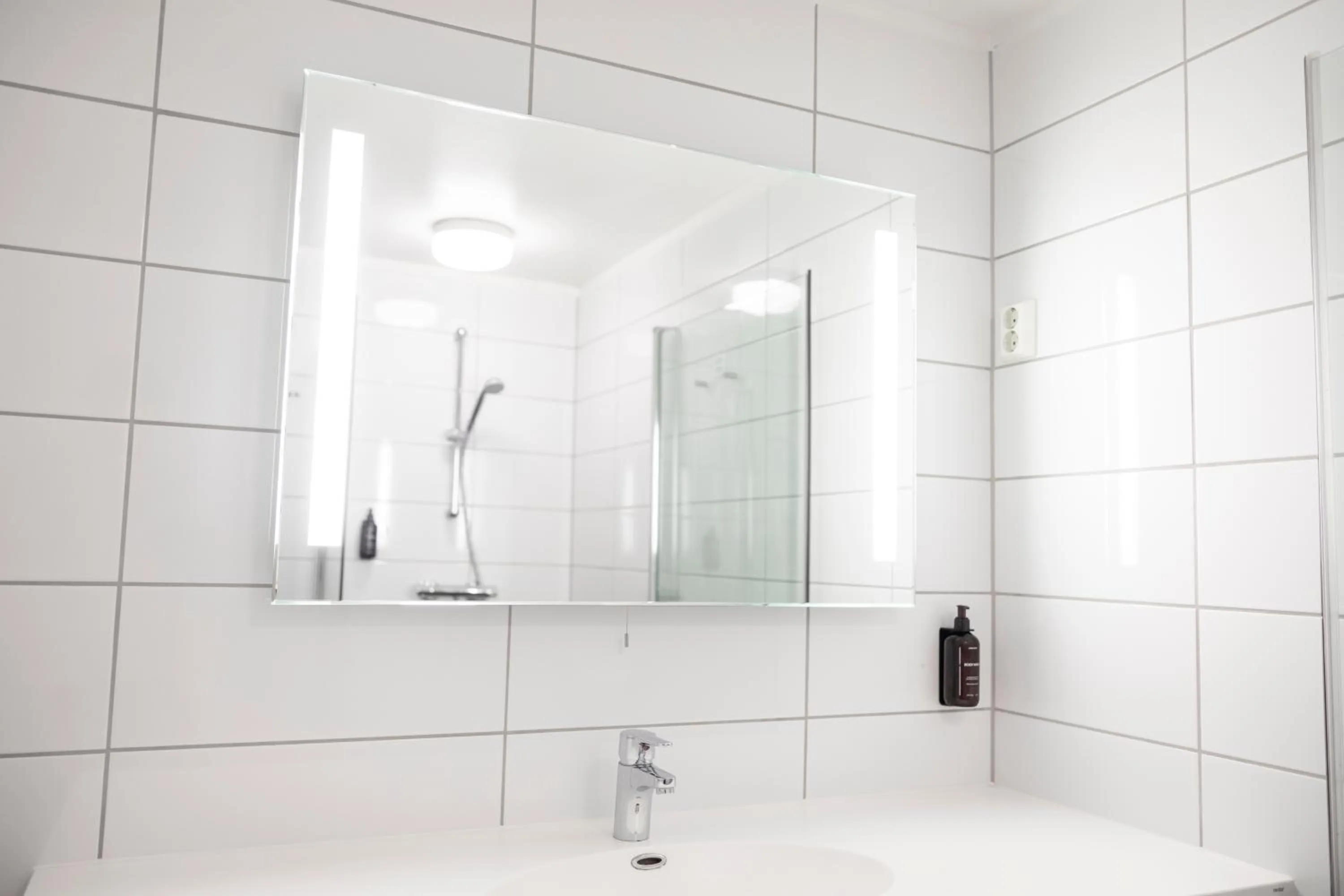 Bathroom in Home Hotel Atlantic