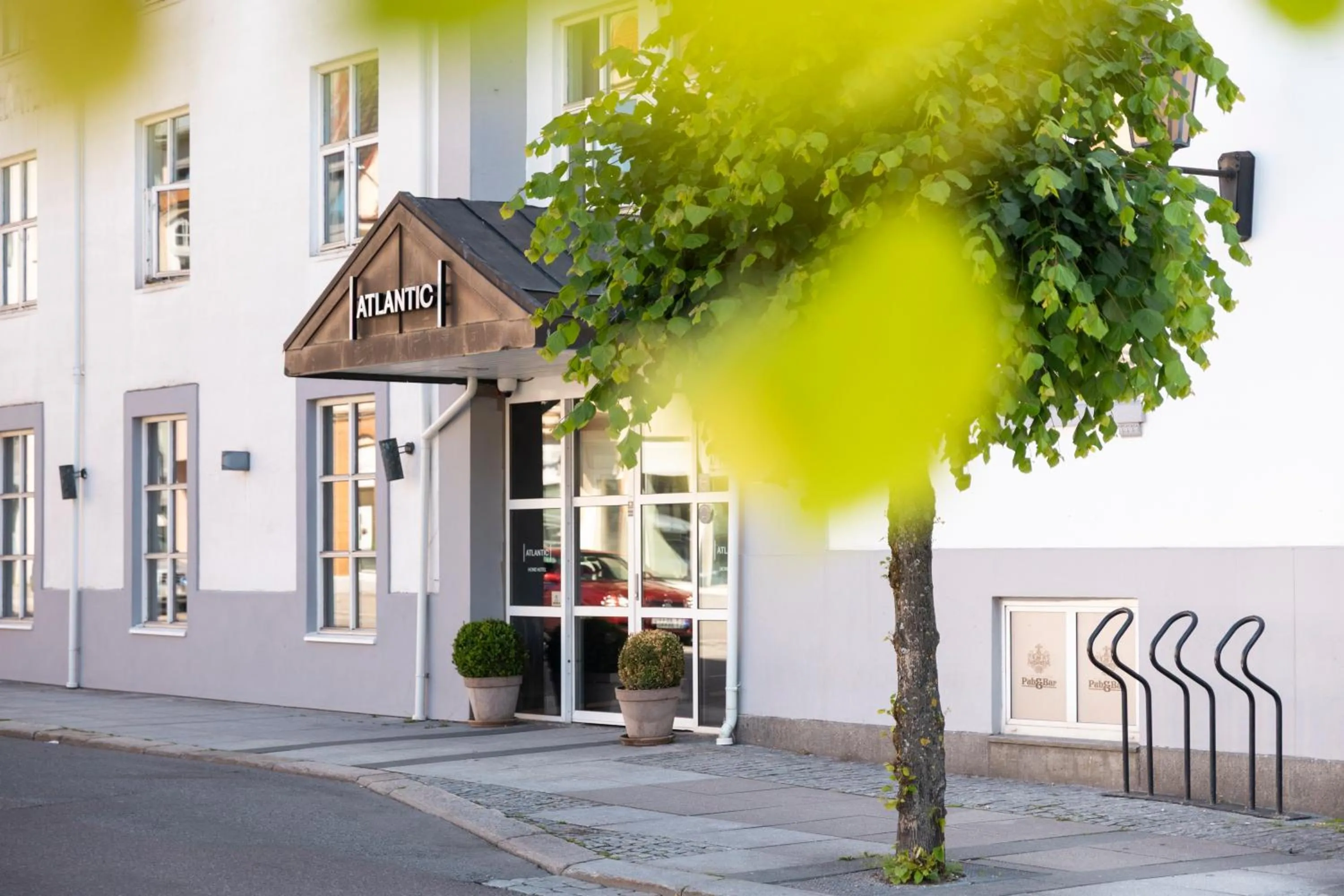 Property building in Home Hotel Atlantic