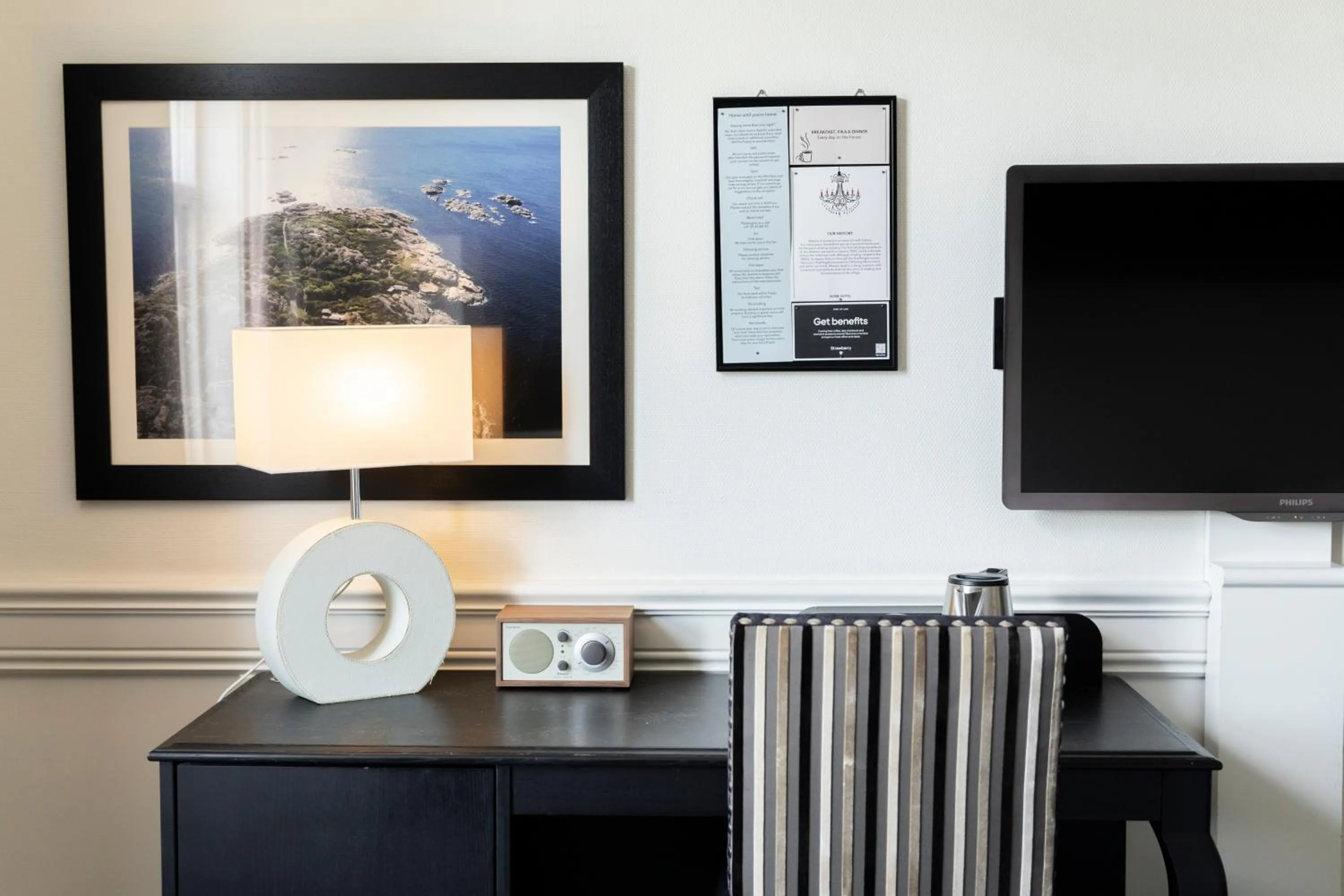 TV and multimedia in Home Hotel Atlantic