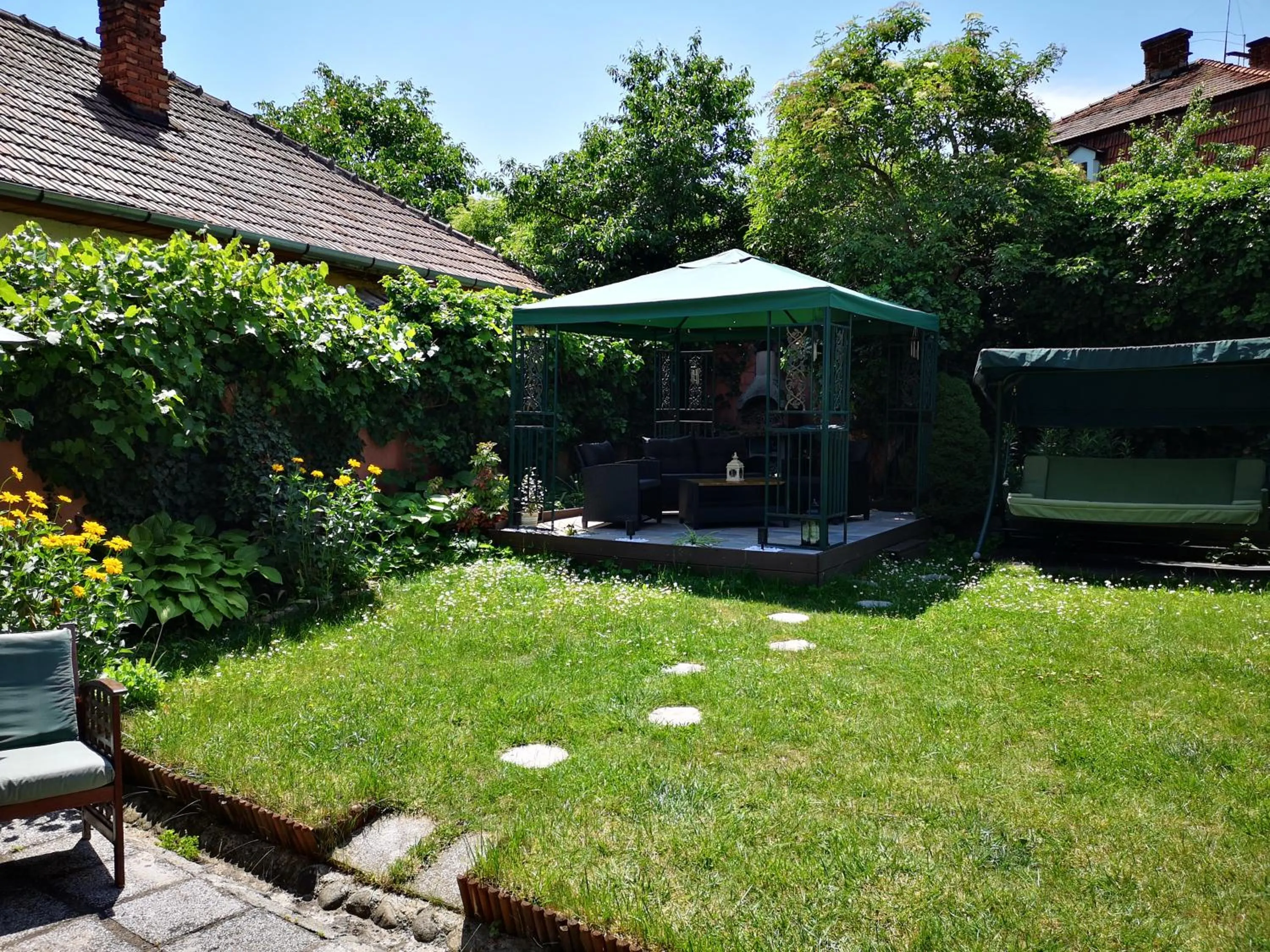 Garden view in Villa-Hotel Escala