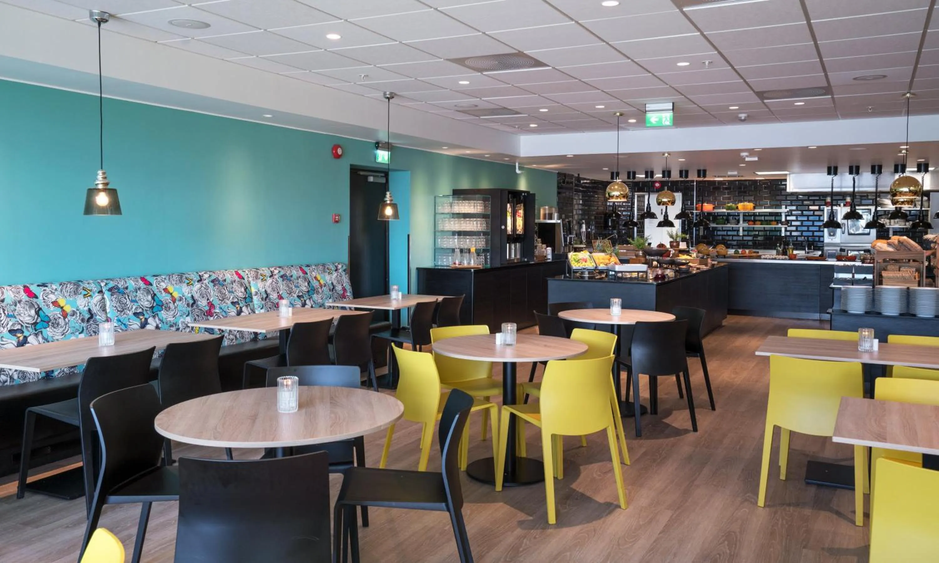 Lounge or bar in Thon Hotel Gardermoen