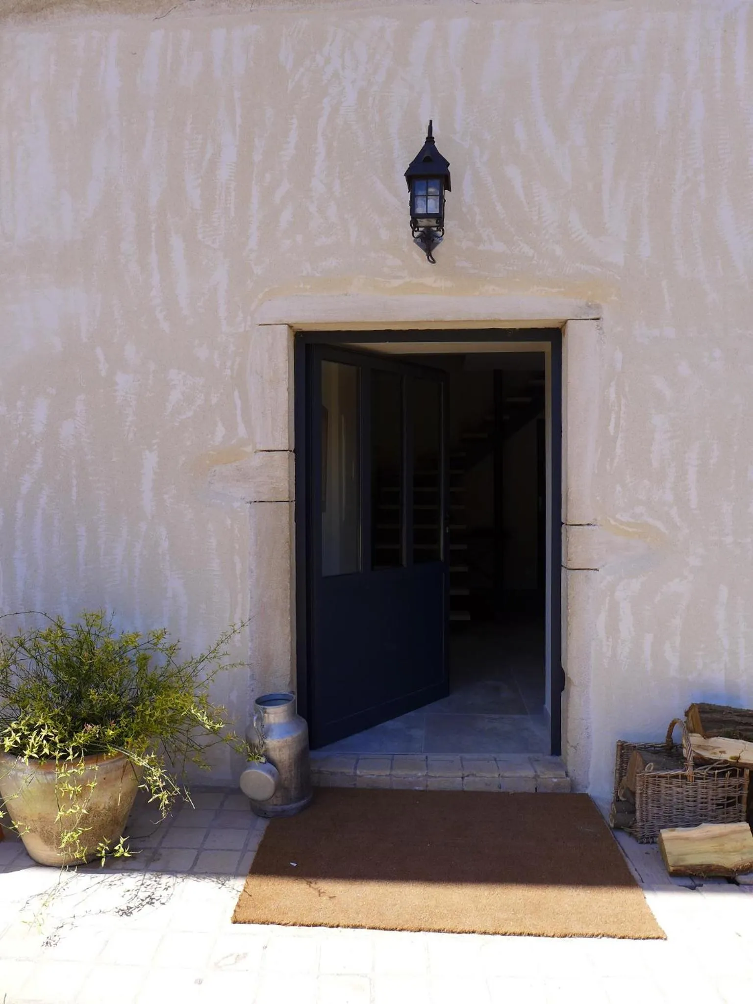 Property building in Le Moulin de Saint-Julien