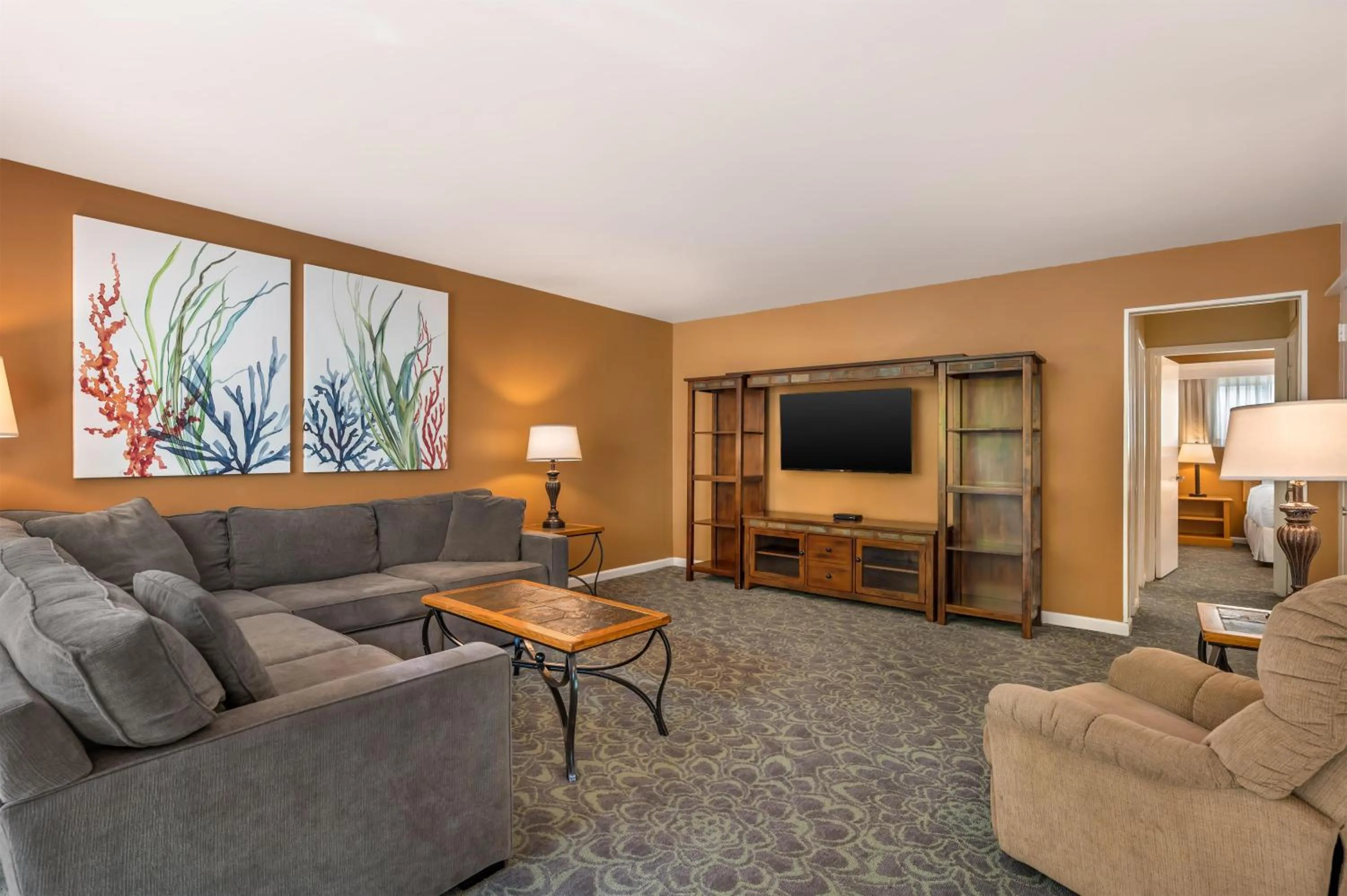 Bedroom in Best Western Plus Santa Barbara