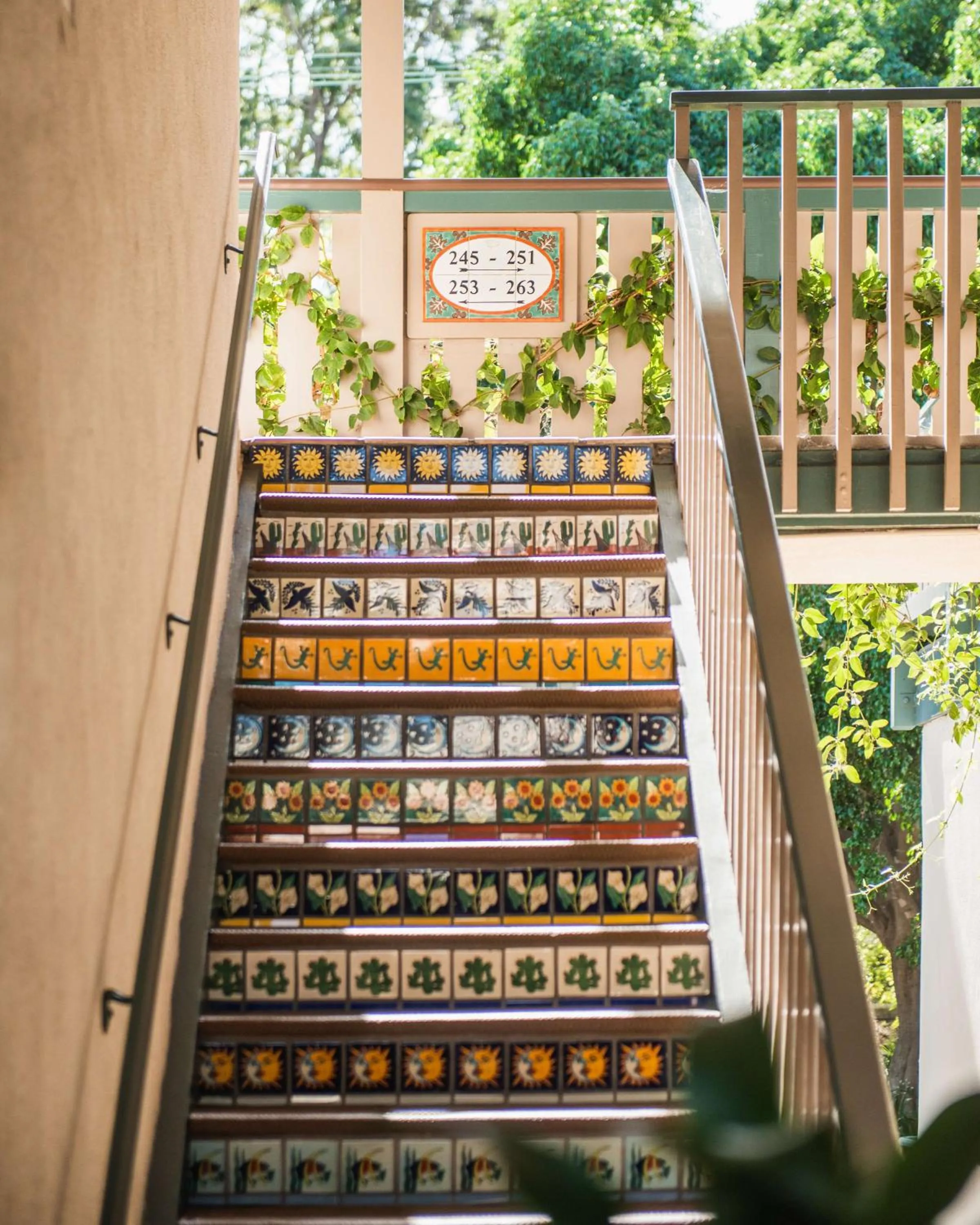 Property building in Best Western Plus Santa Barbara