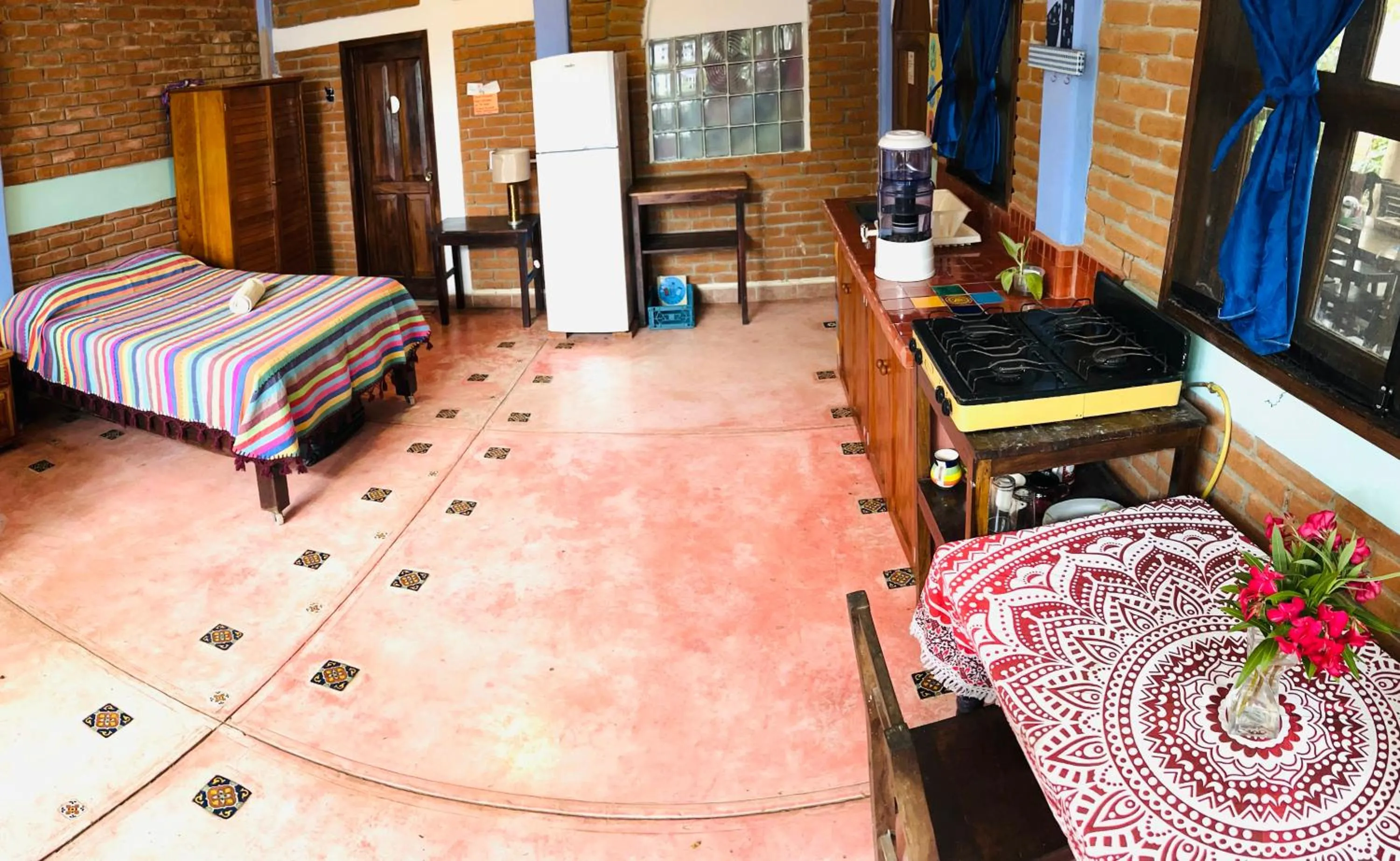 Bed in Ananda Guest House Yoga & Meditación