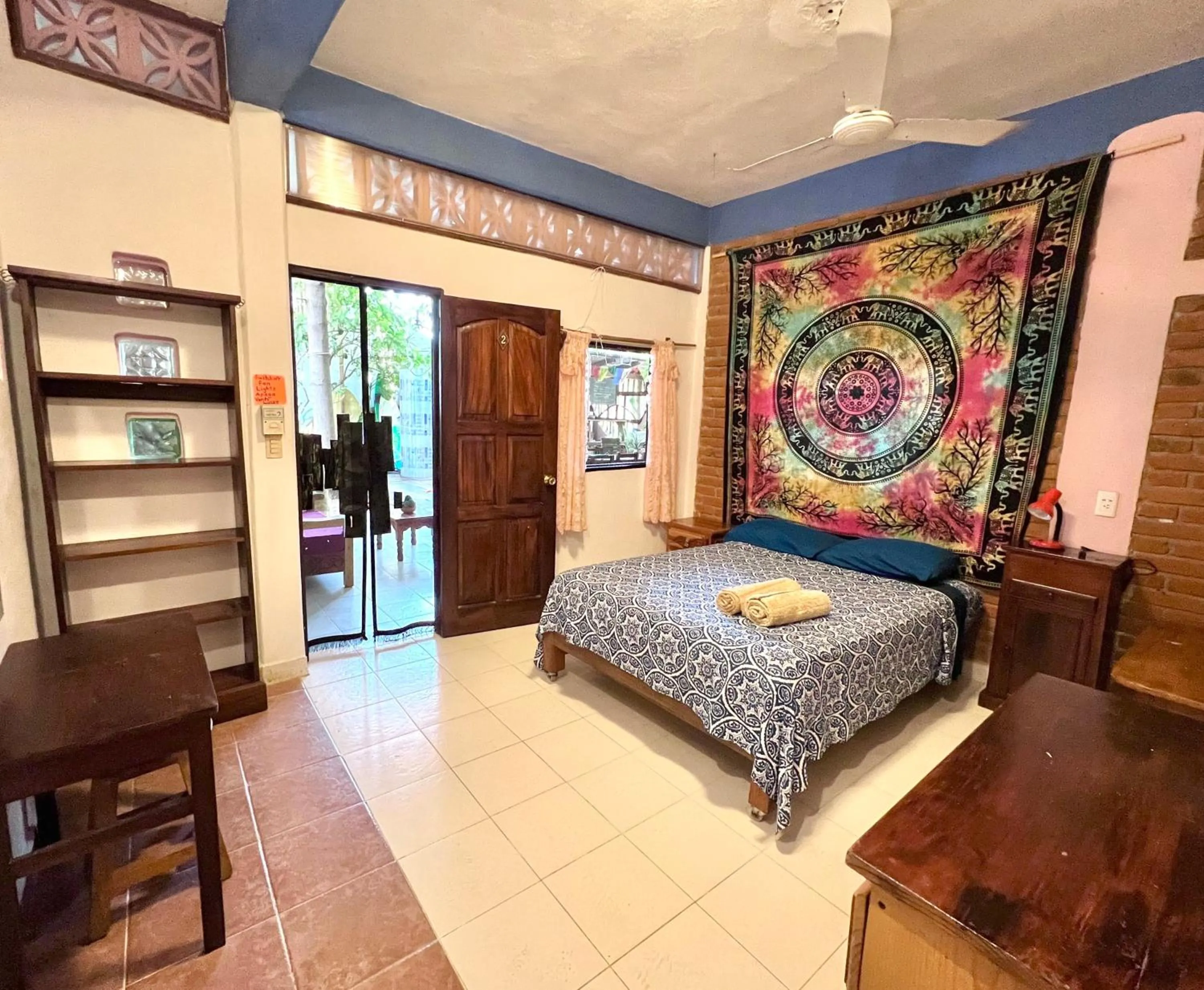 Bed in Ananda Guest House Yoga & Meditación