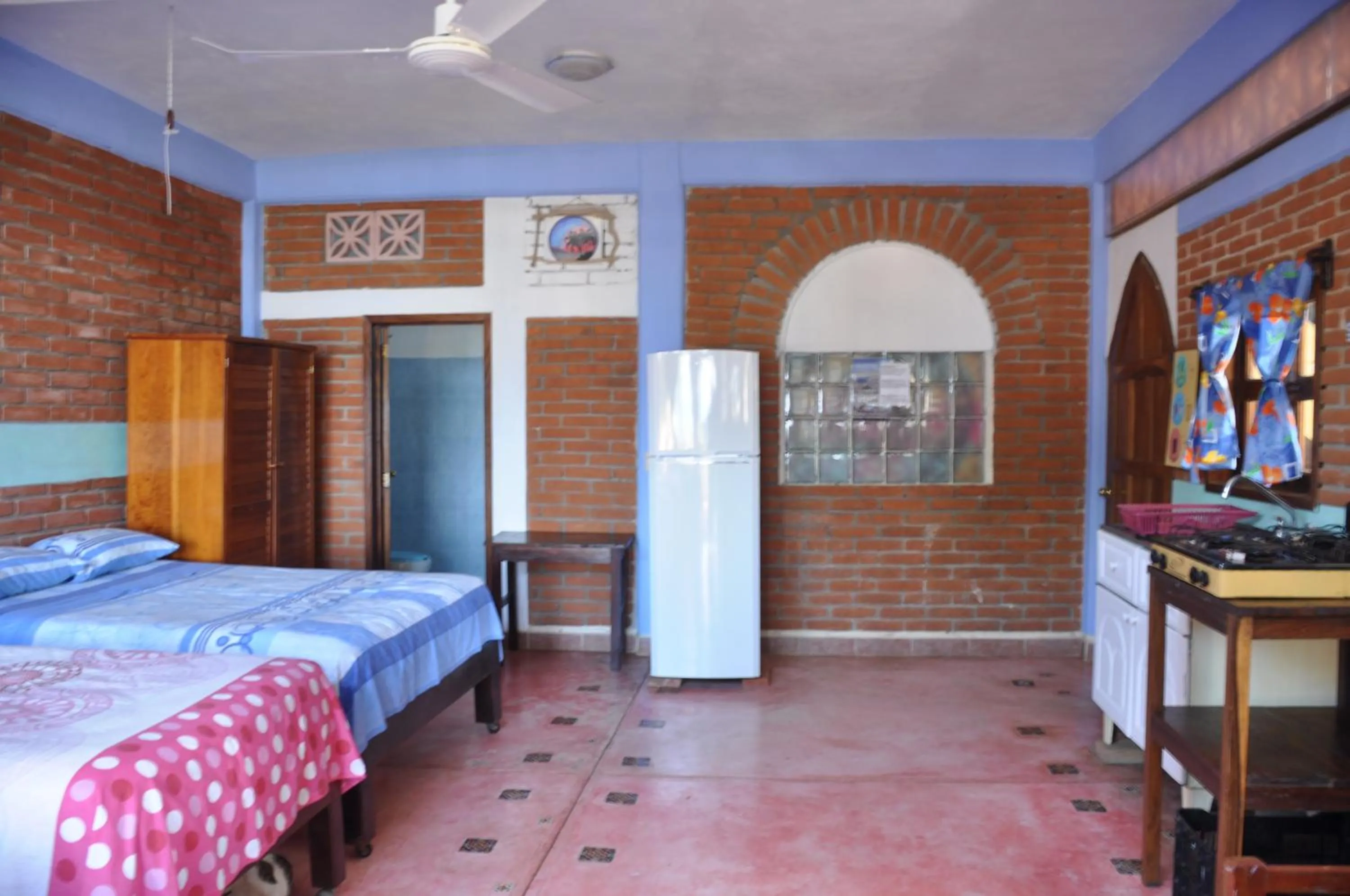 Patio, Bed in Ananda Guest House Yoga & Meditación